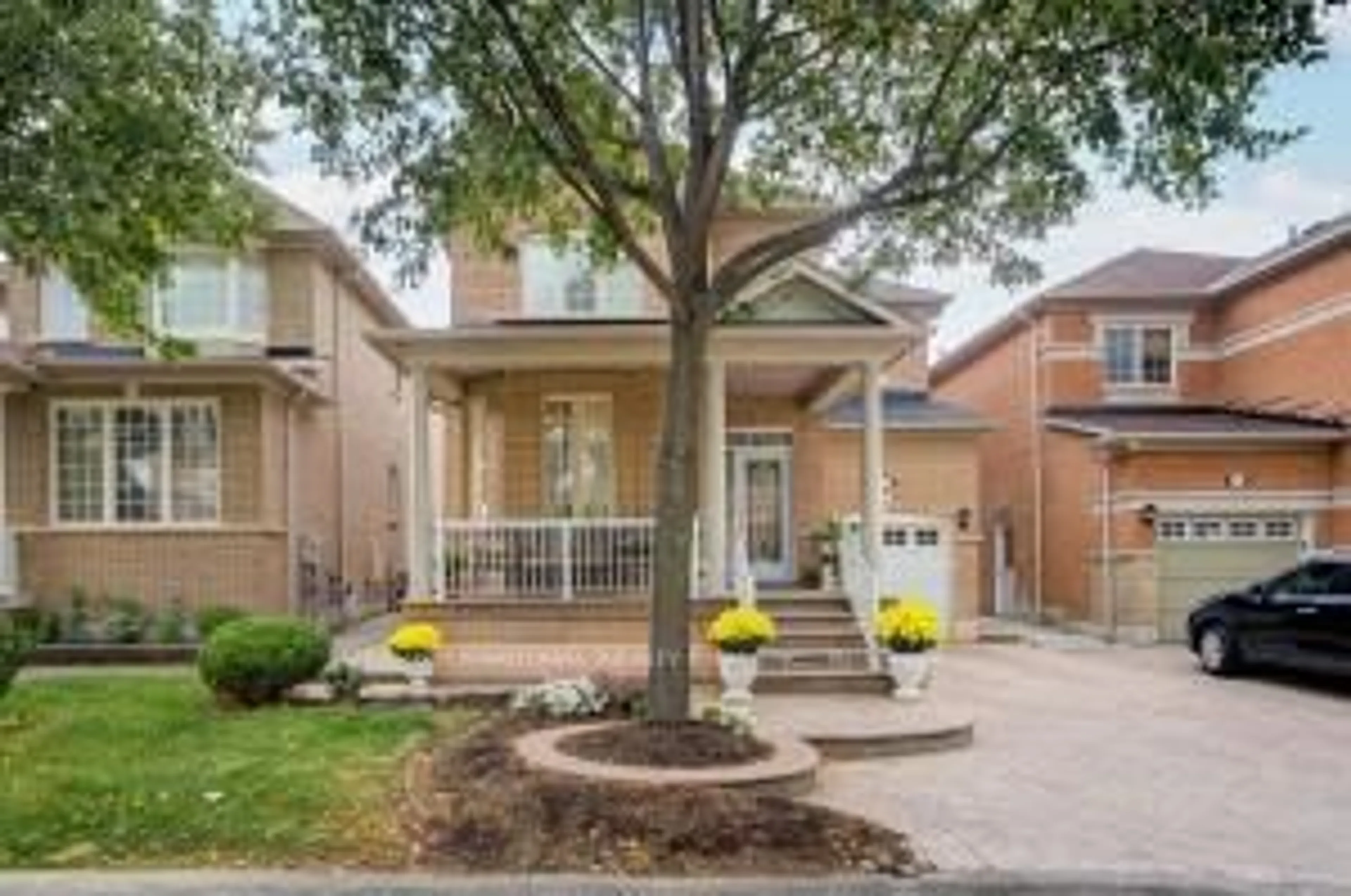 Home with brick exterior material, street for 77 Saint James Ave, Vaughan Ontario L4H 3E8