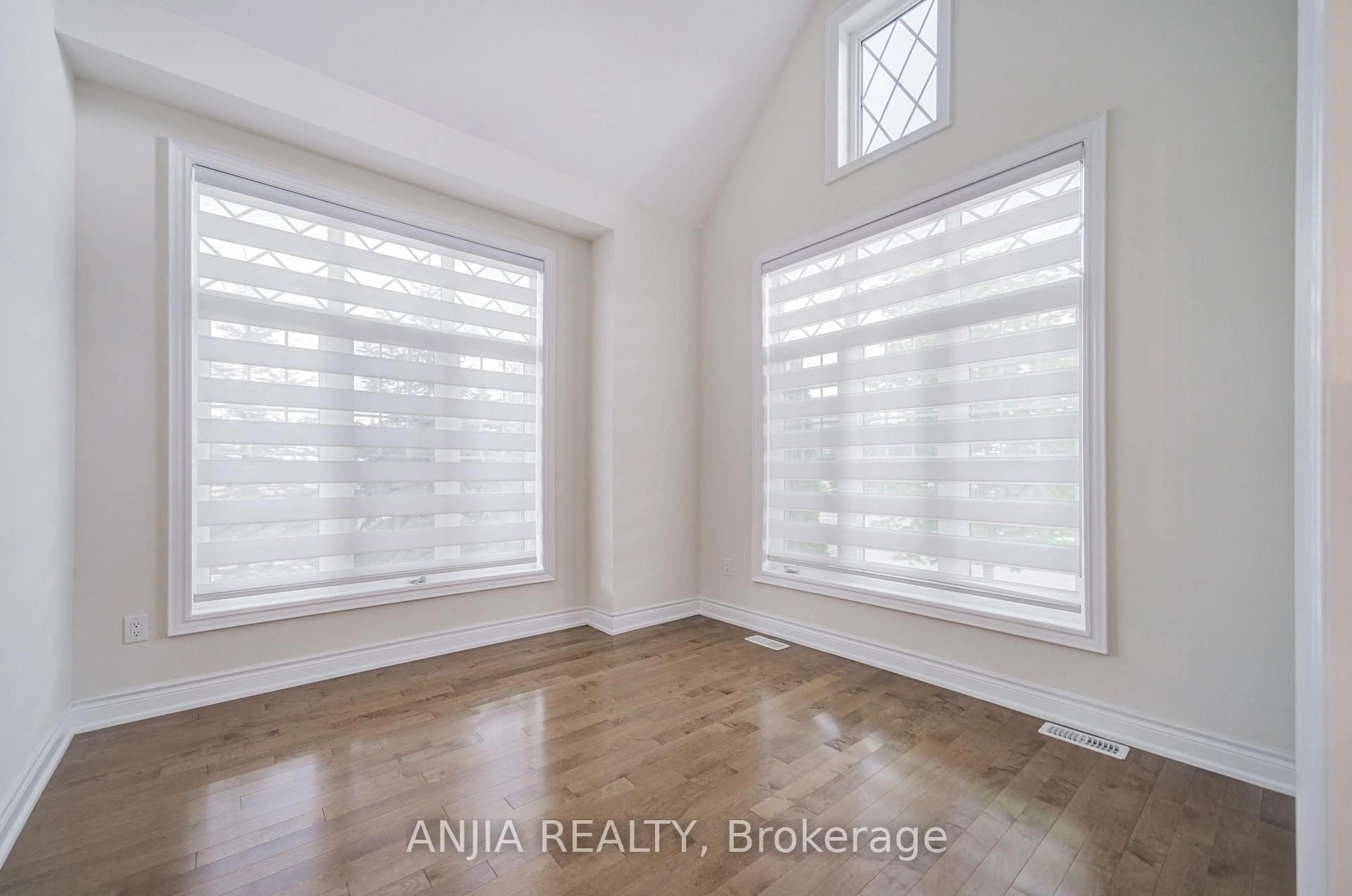 A pic of a room for 68 Oliver Emmerson Ave, King Ontario L7B 0N8