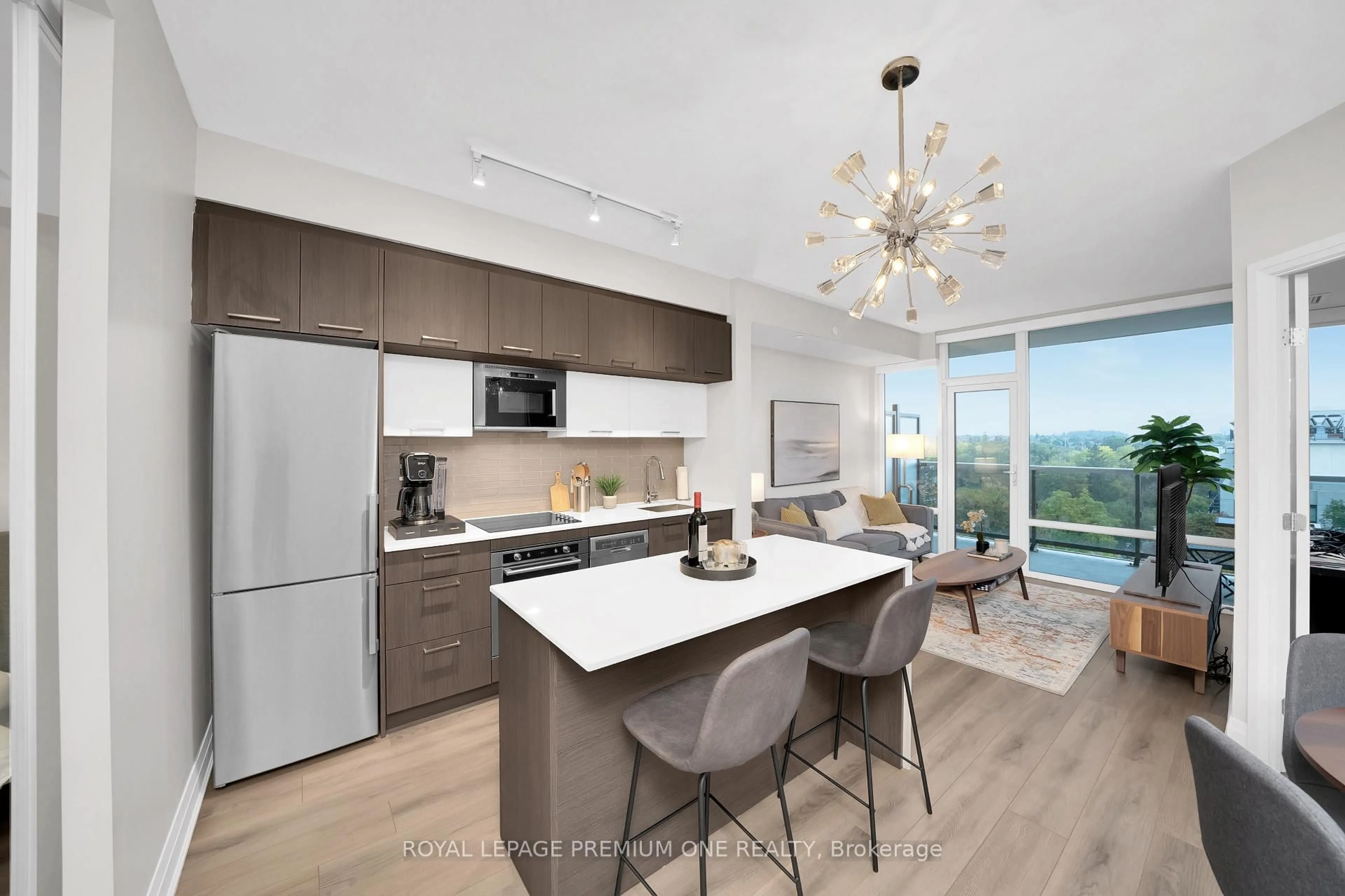 Open concept kitchen, unknown for 4800 Highway 7 Rd #623, Vaughan Ontario L4L 1H8