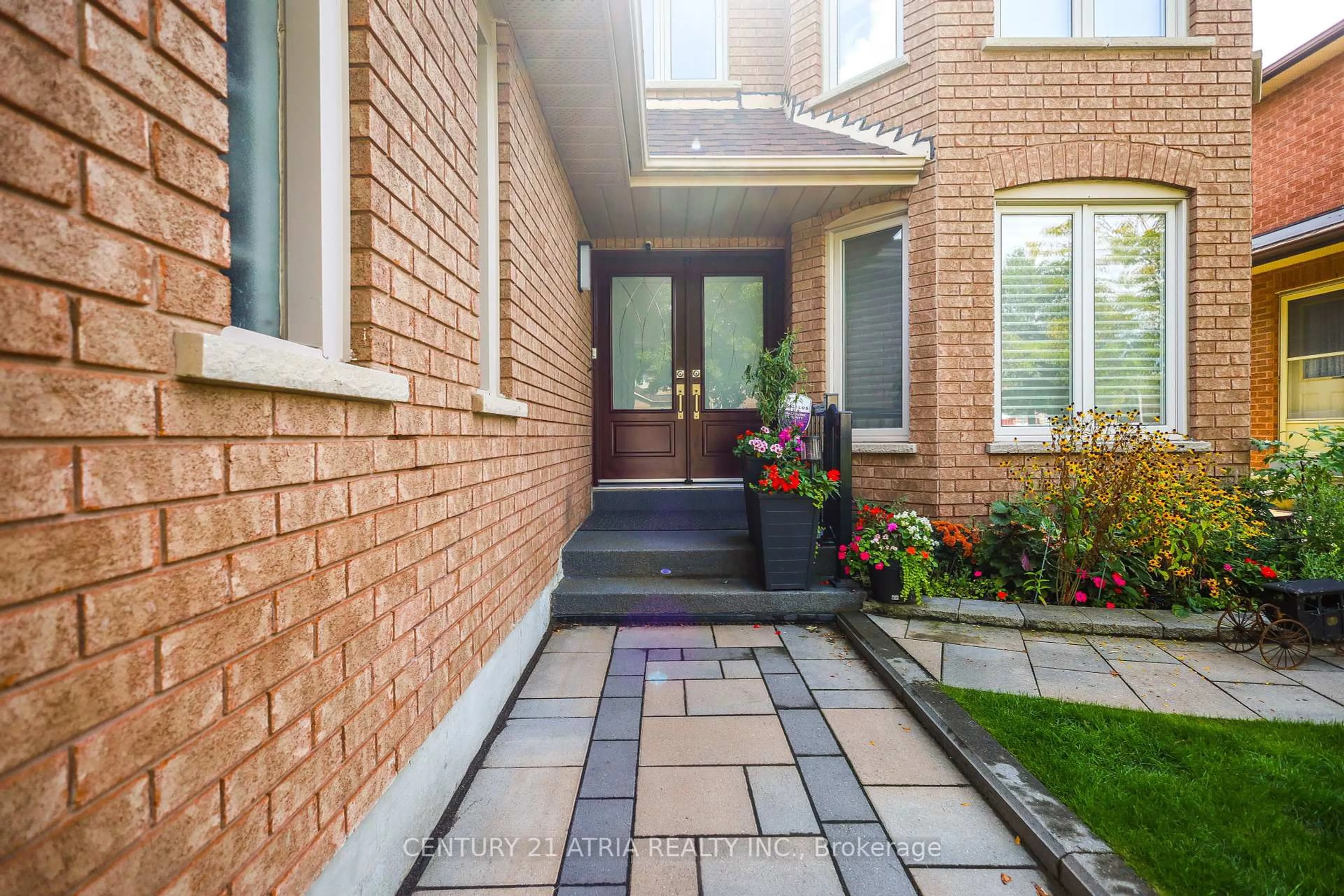 Home with brick exterior material, street for 36 Dorothy Britton Dr, Markham Ontario L3S 3J3