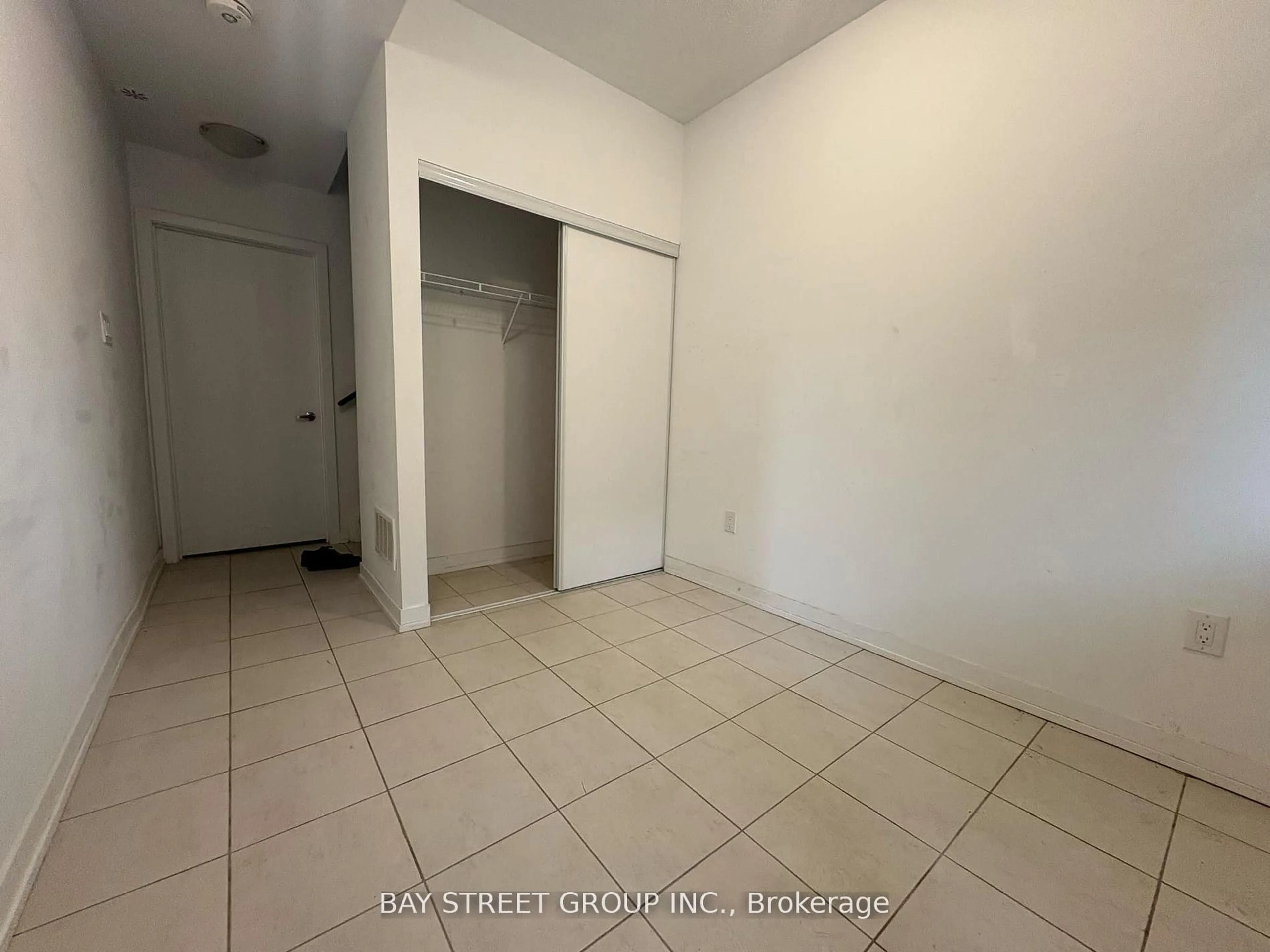 A pic of a room for 9 Seymour St, Vaughan Ontario L4L 0L7