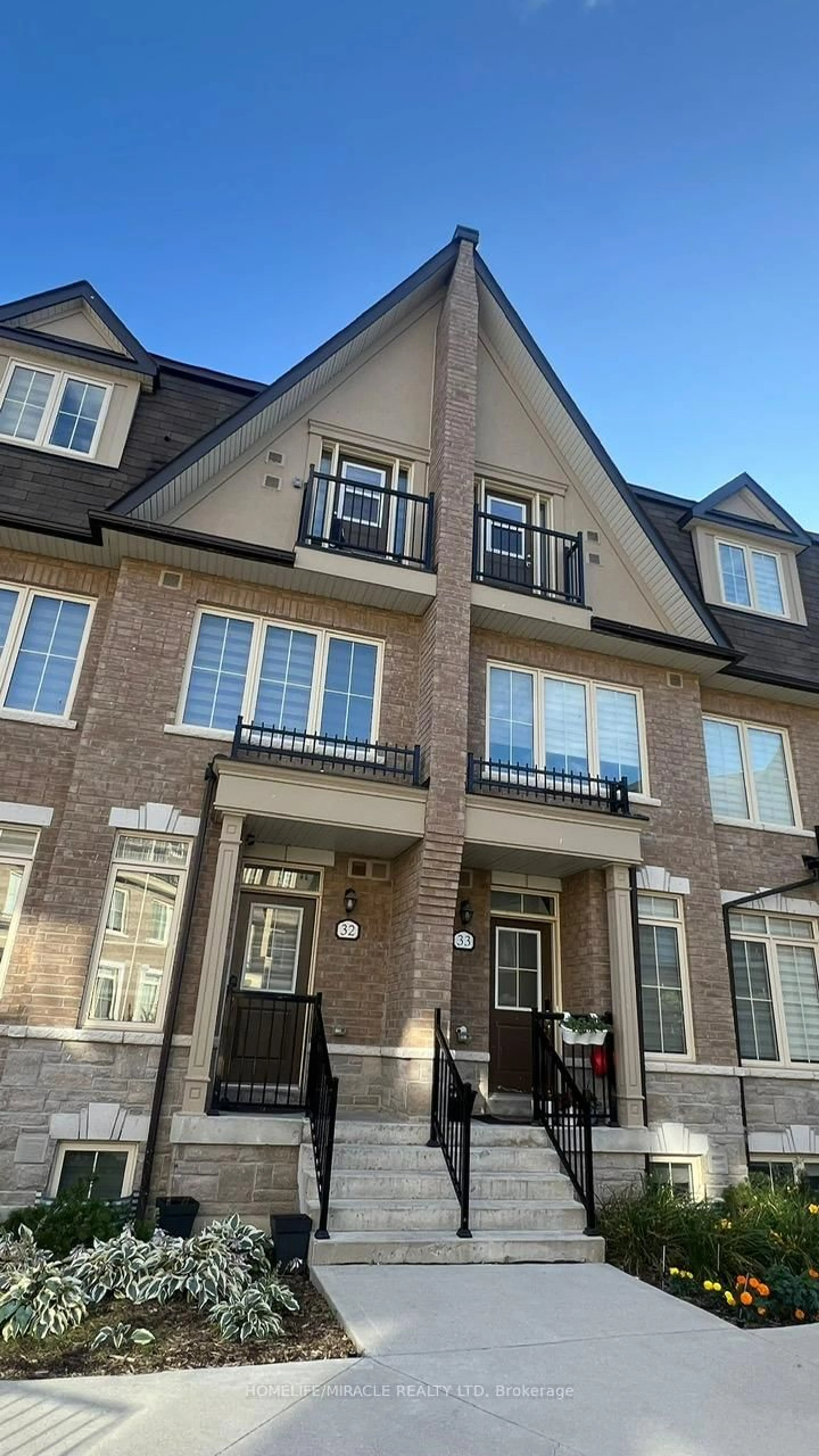 Home with brick exterior material, street for 181 Parktree Dr #33, Vaughan Ontario L6A 5B1