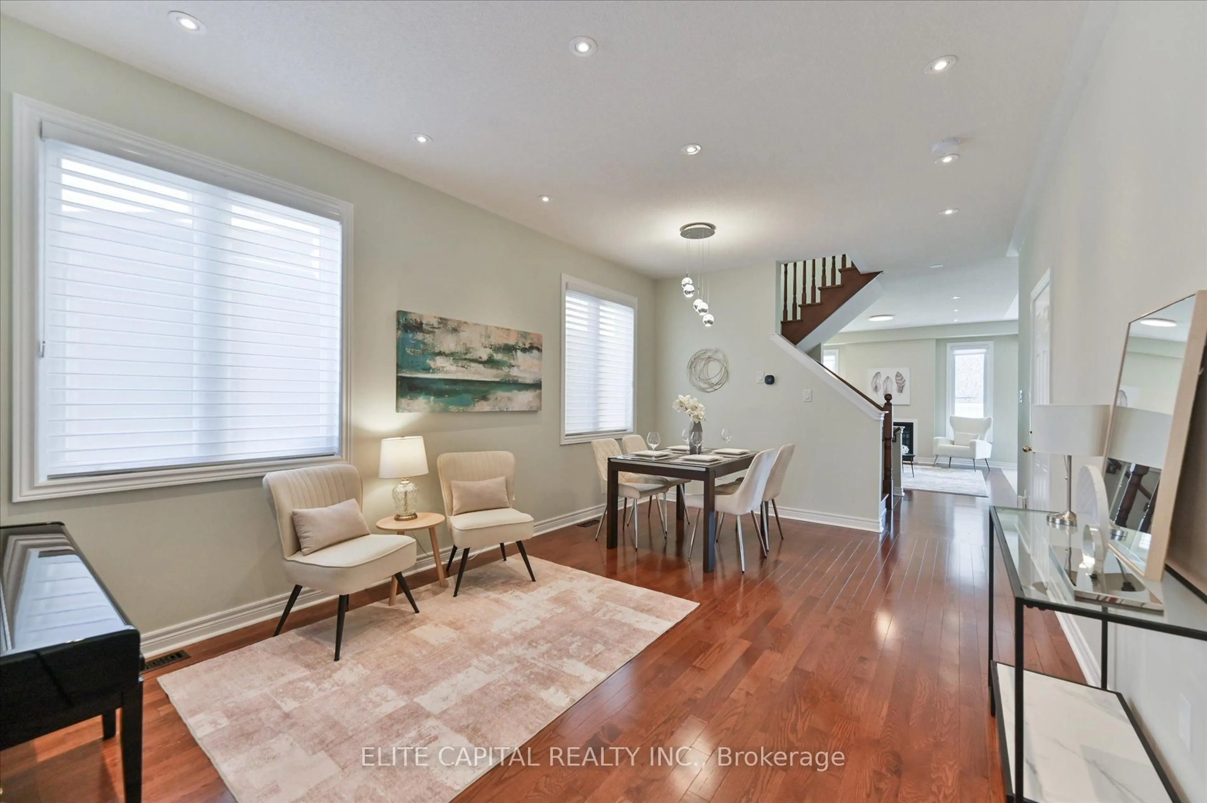 Unknown for 7 Salix Ave, Whitchurch-Stouffville Ontario L4A 1S1