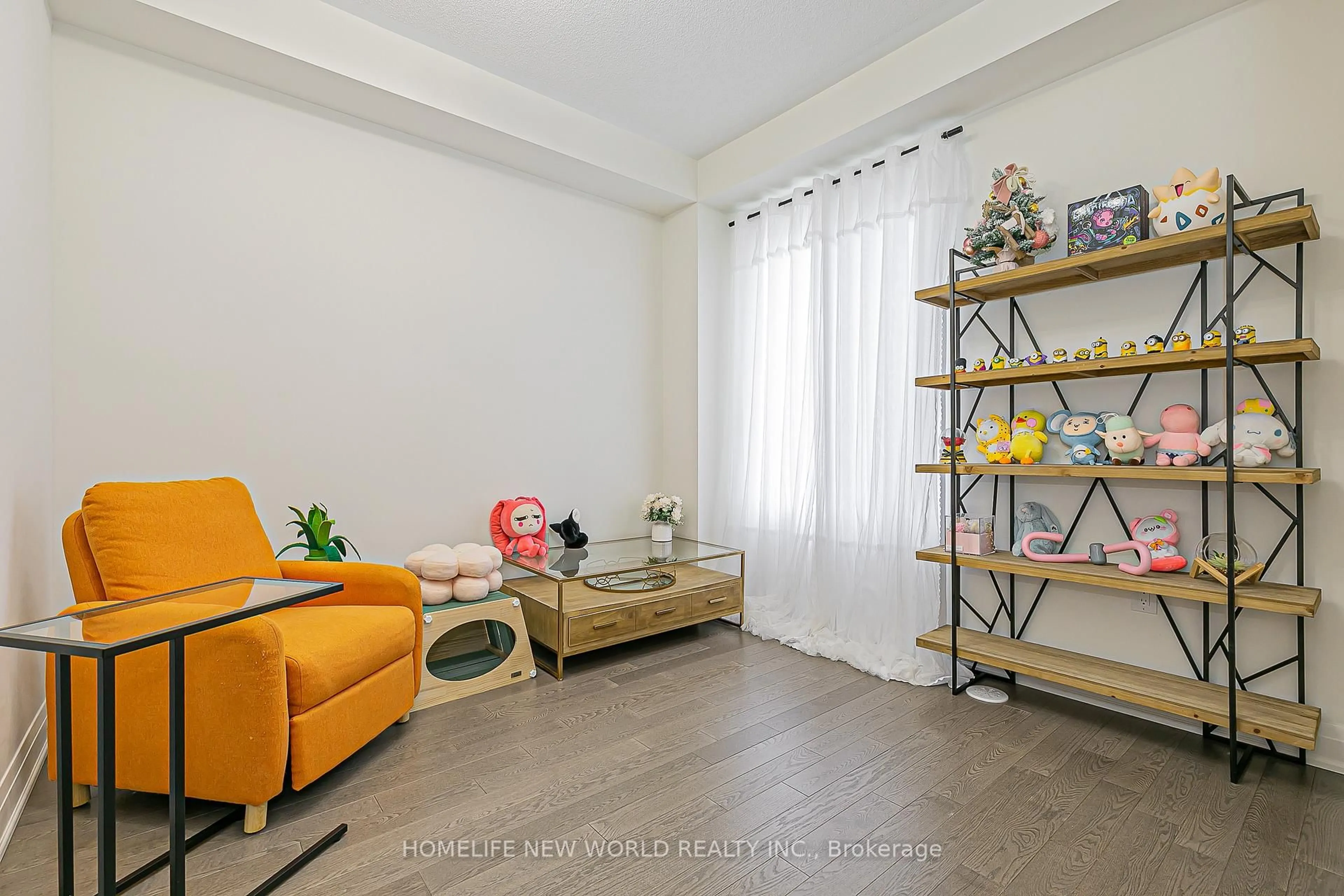 Living room with furniture, unknown for 85 Casely Ave, Richmond Hill Ontario L4S 0K7