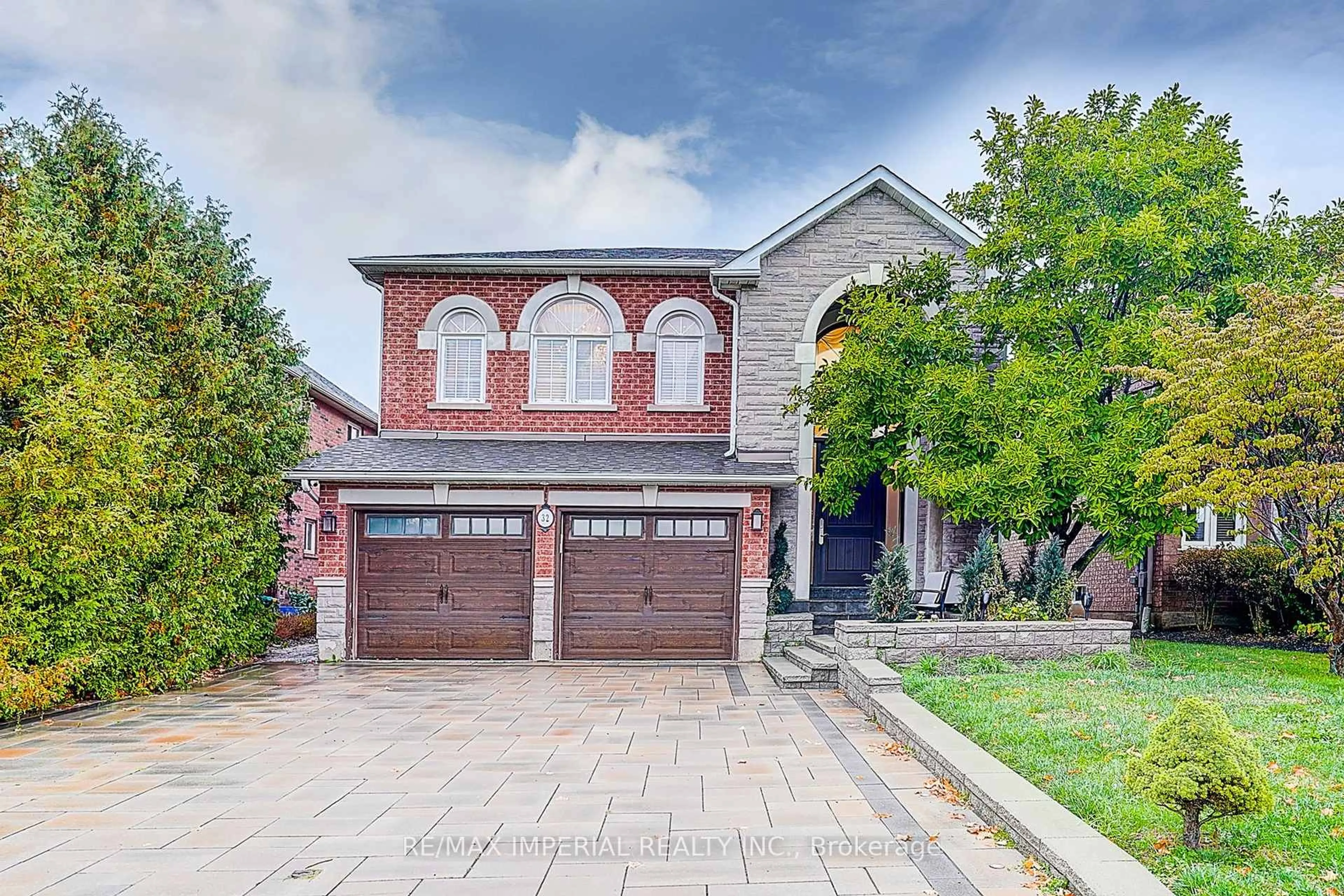 Home with brick exterior material, street for 32 Brandon Gate Dr, Vaughan Ontario L6A 2L4