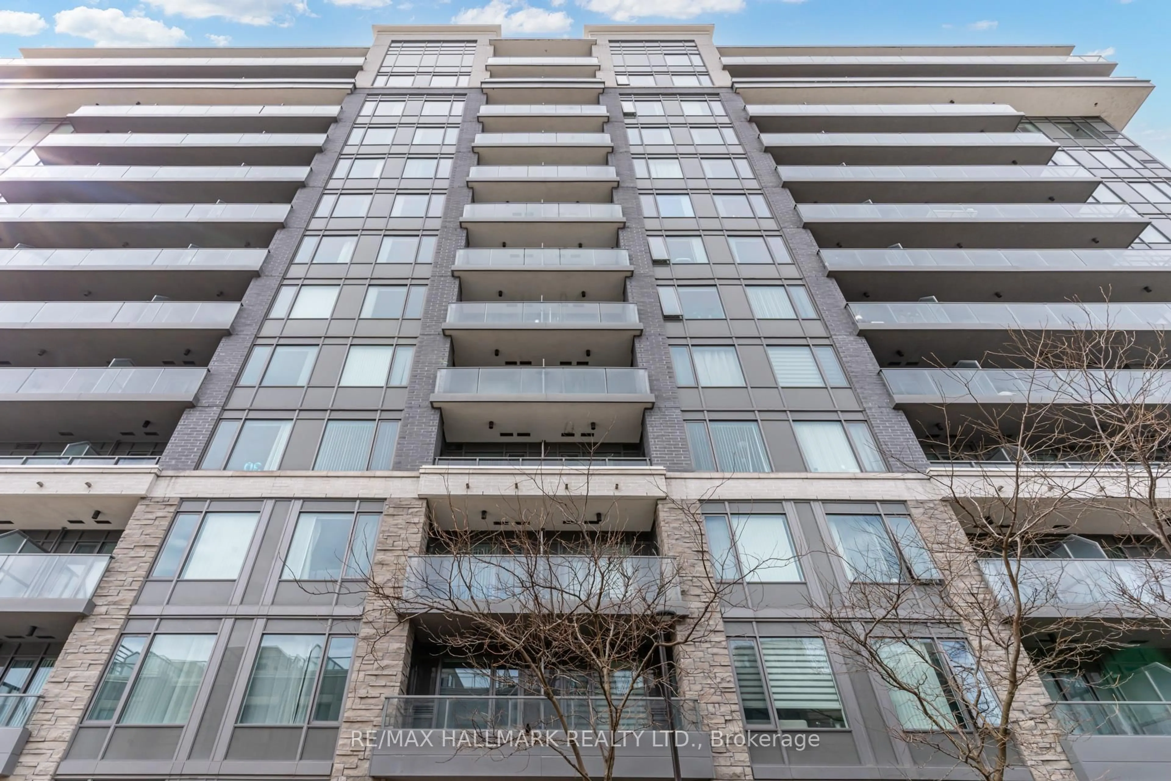 Unknown for 325 South Park Rd #Rg15, Markham Ontario L3T 0B8