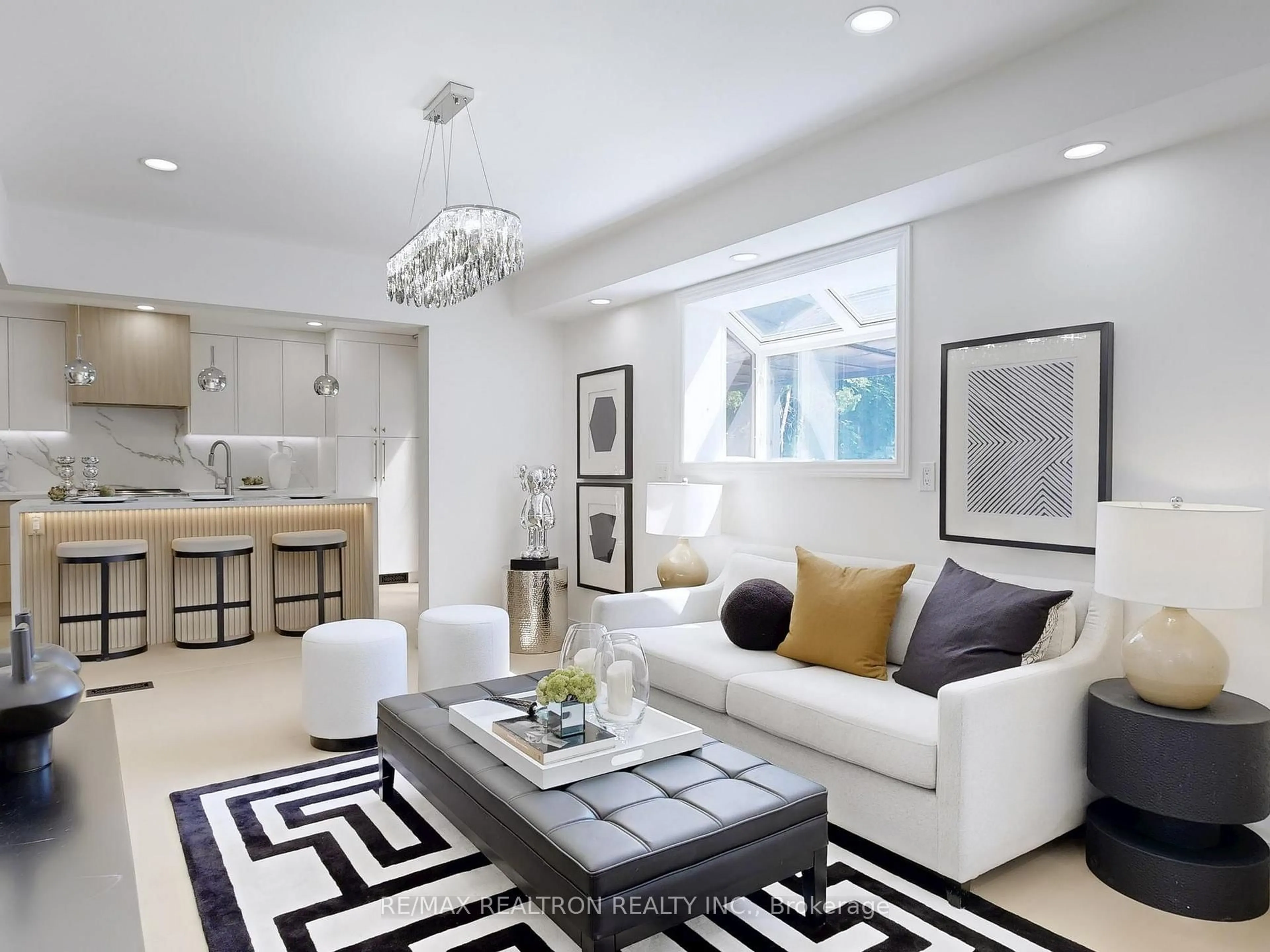 Living room with furniture, unknown for 66 Chant Cres, Markham Ontario L3R 1Y8