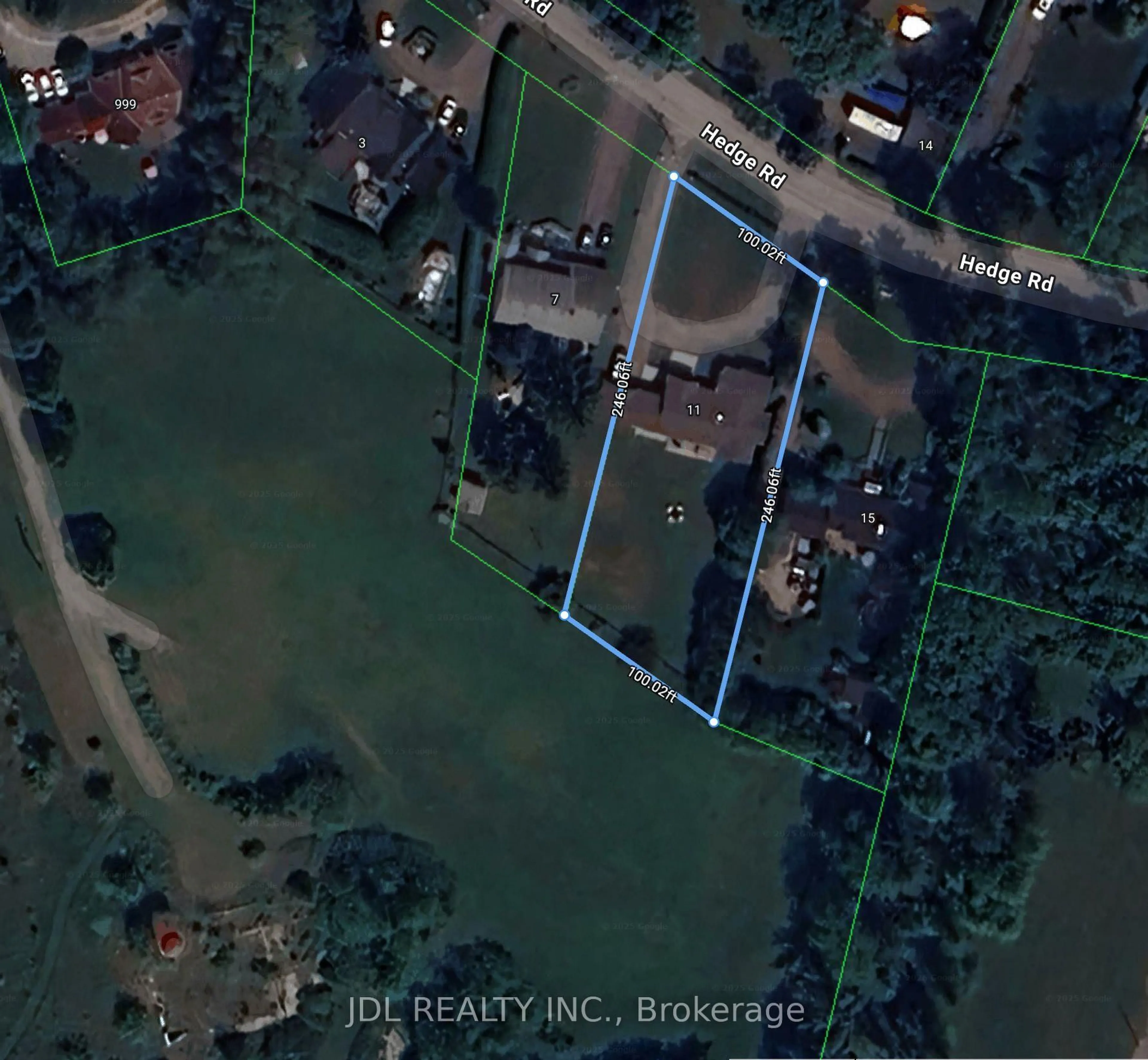 A pic from outside/outdoor area/front of a property/back of a property/a pic from drone, street for 11 Hedge Rd, Georgina Ontario L0E 1R0