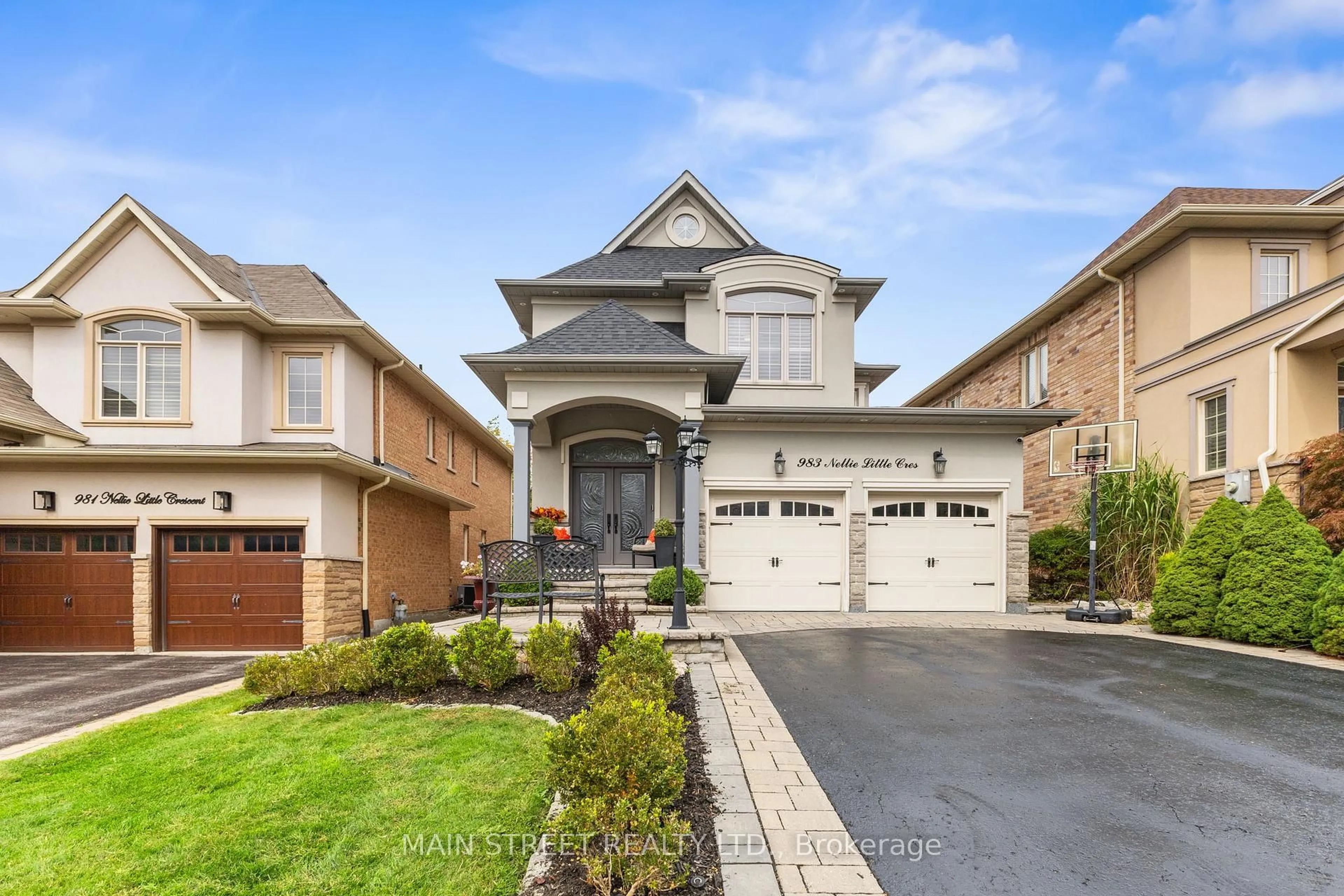 Home with brick exterior material, street for 983 Nellie Little Cres, Newmarket Ontario L3X 3E6