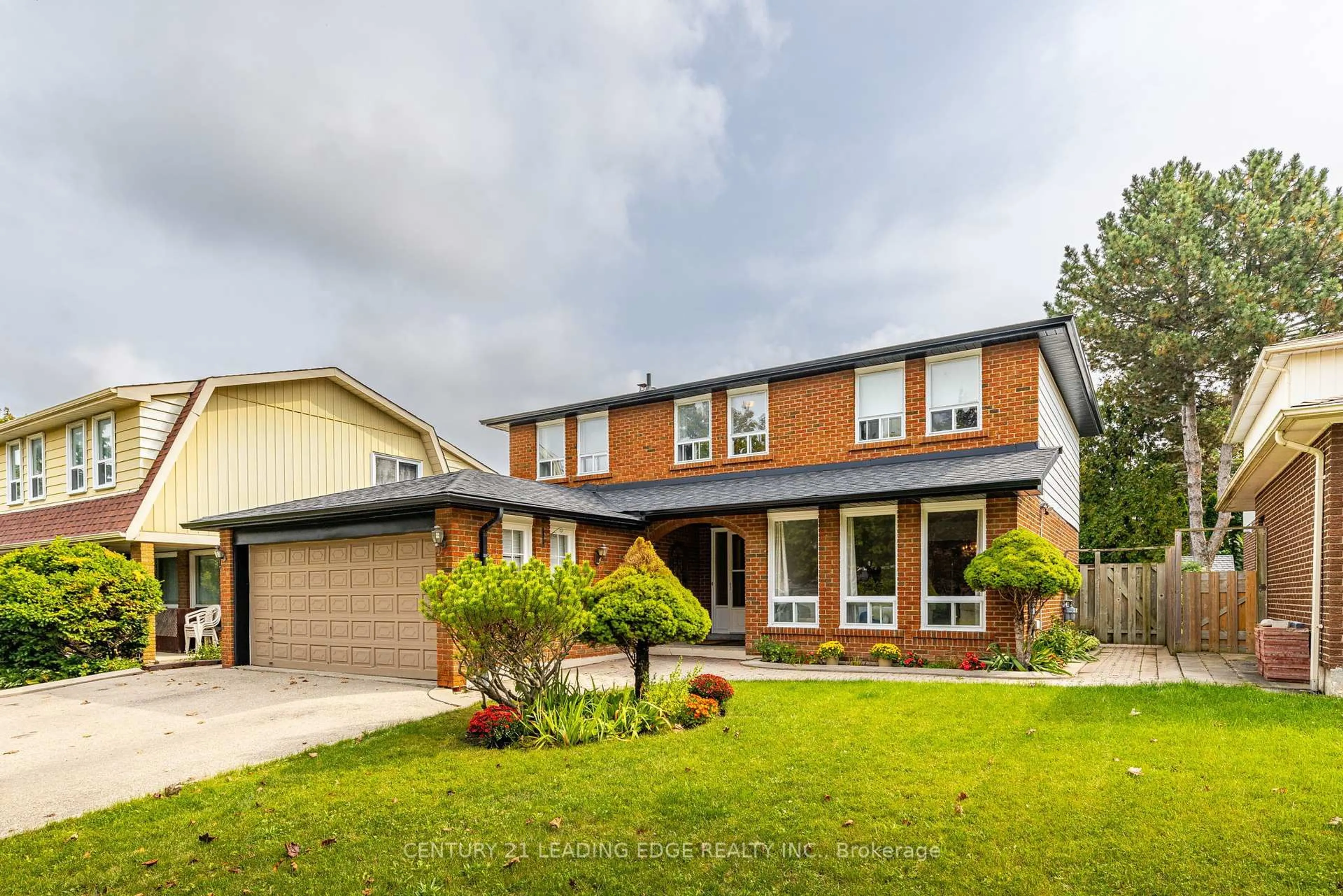 Home with brick exterior material, street for 115 SIMONSTON Blvd, Markham Ontario L3T 4L9