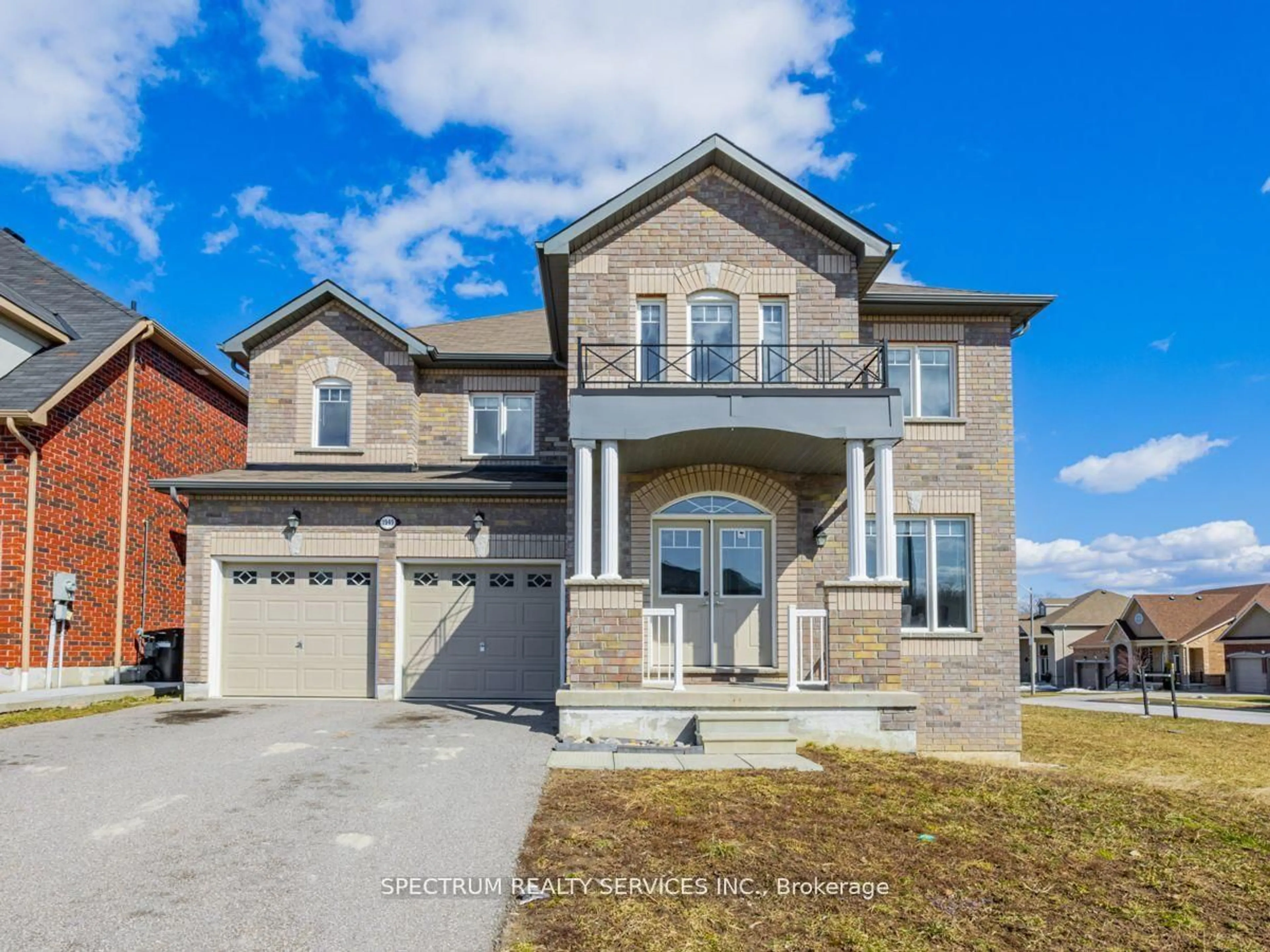 Home with brick exterior material, street for 1949 Jans Blvd, Innisfil Ontario L9S 0L2
