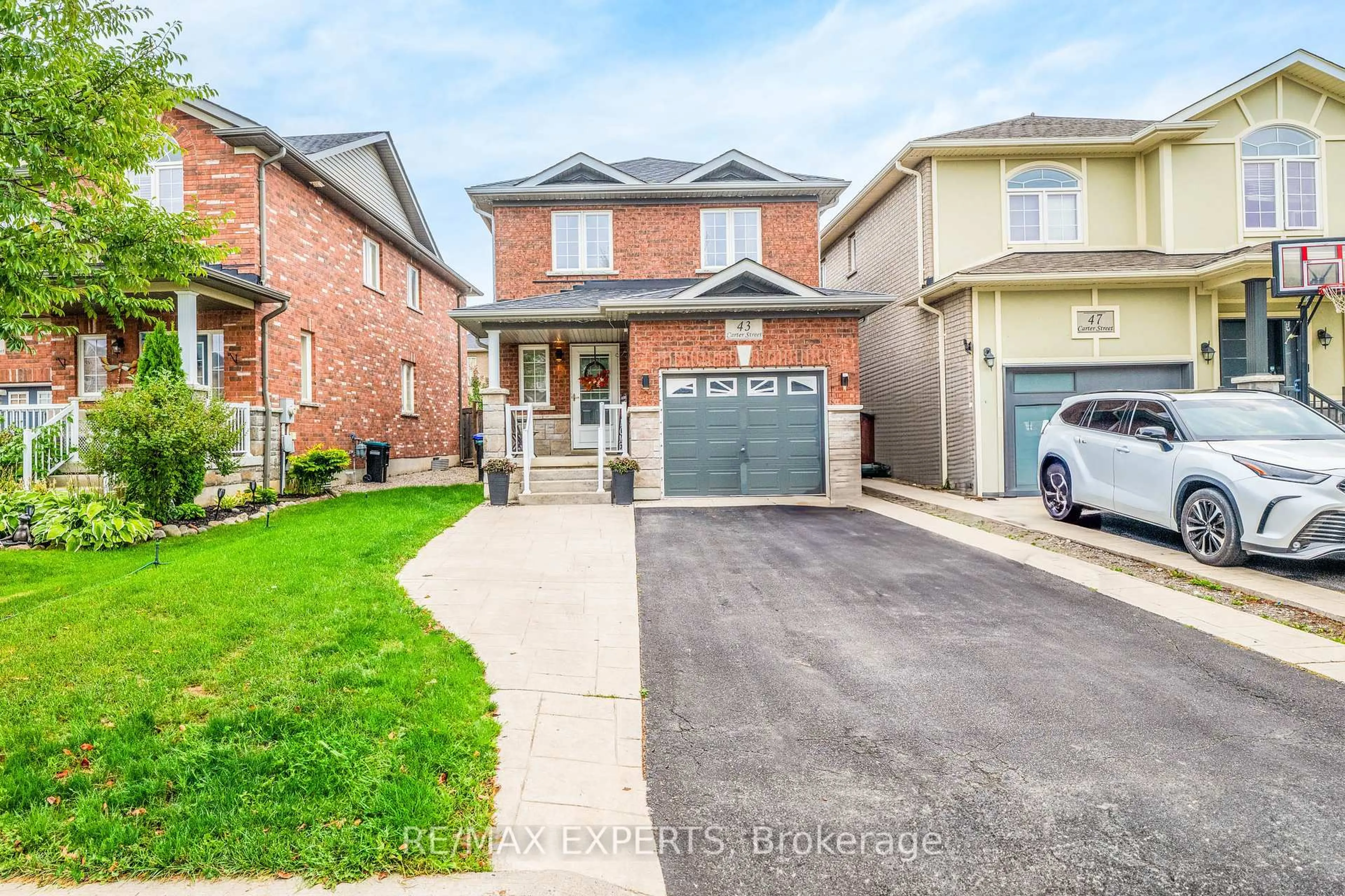 Home with brick exterior material, street for 43 Carter St, Bradford West Gwillimbury Ontario L3Z 2A4