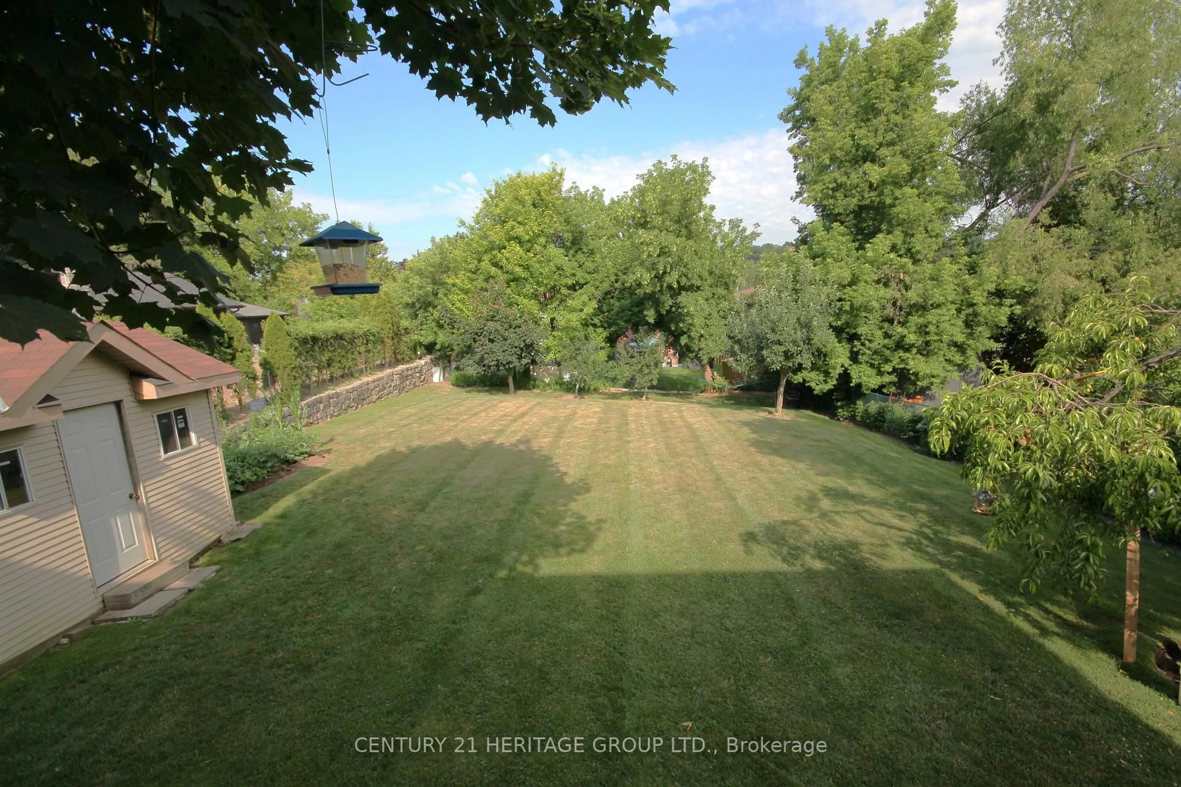 A pic from outside/outdoor area/front of a property/back of a property/a pic from drone, forest/trees view for 306 Simcoe Rd, Bradford West Gwillimbury Ontario L3Z 1Y9