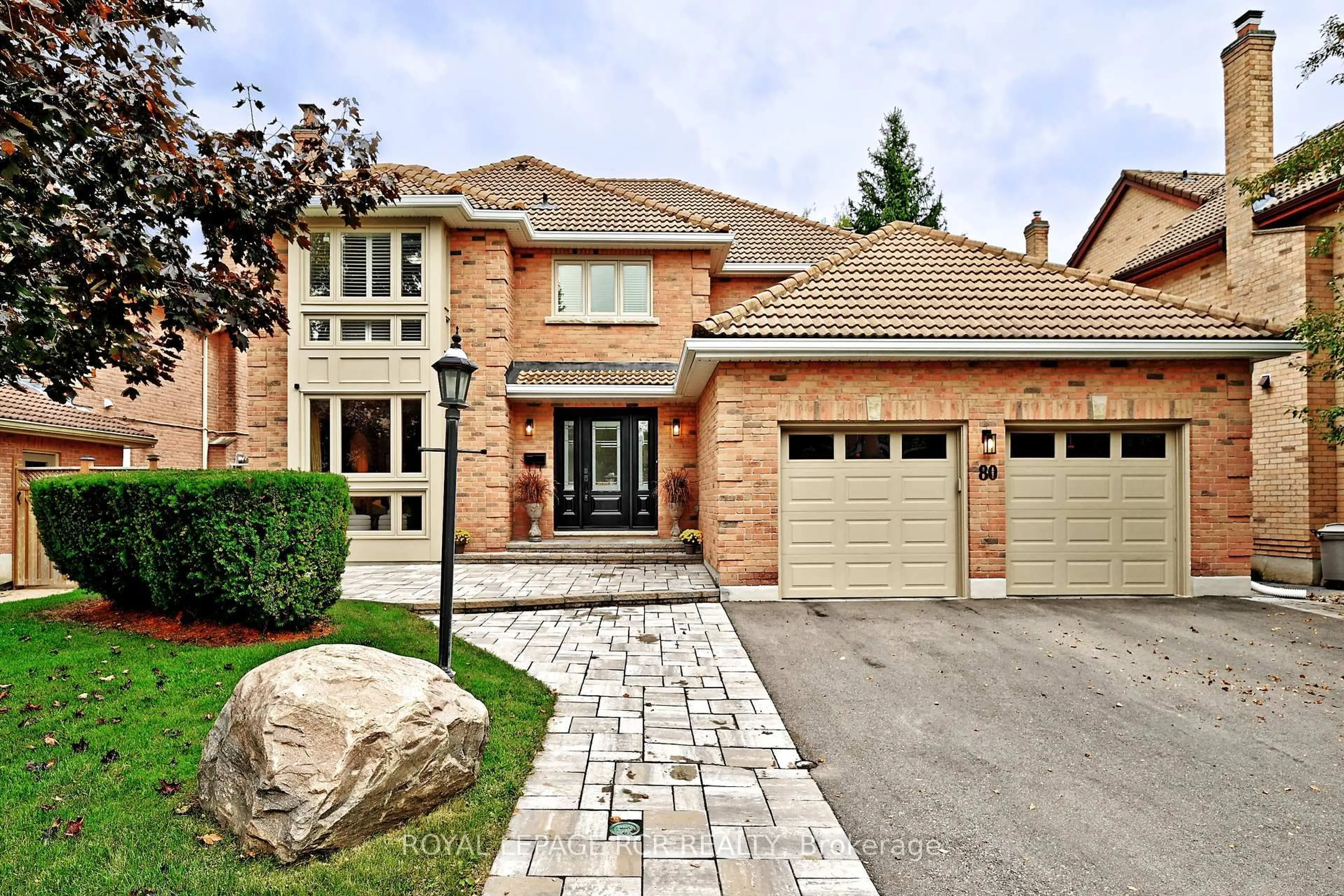 Home with brick exterior material, street for 80 Cranberry Lane, Aurora Ontario L4G 5Z1