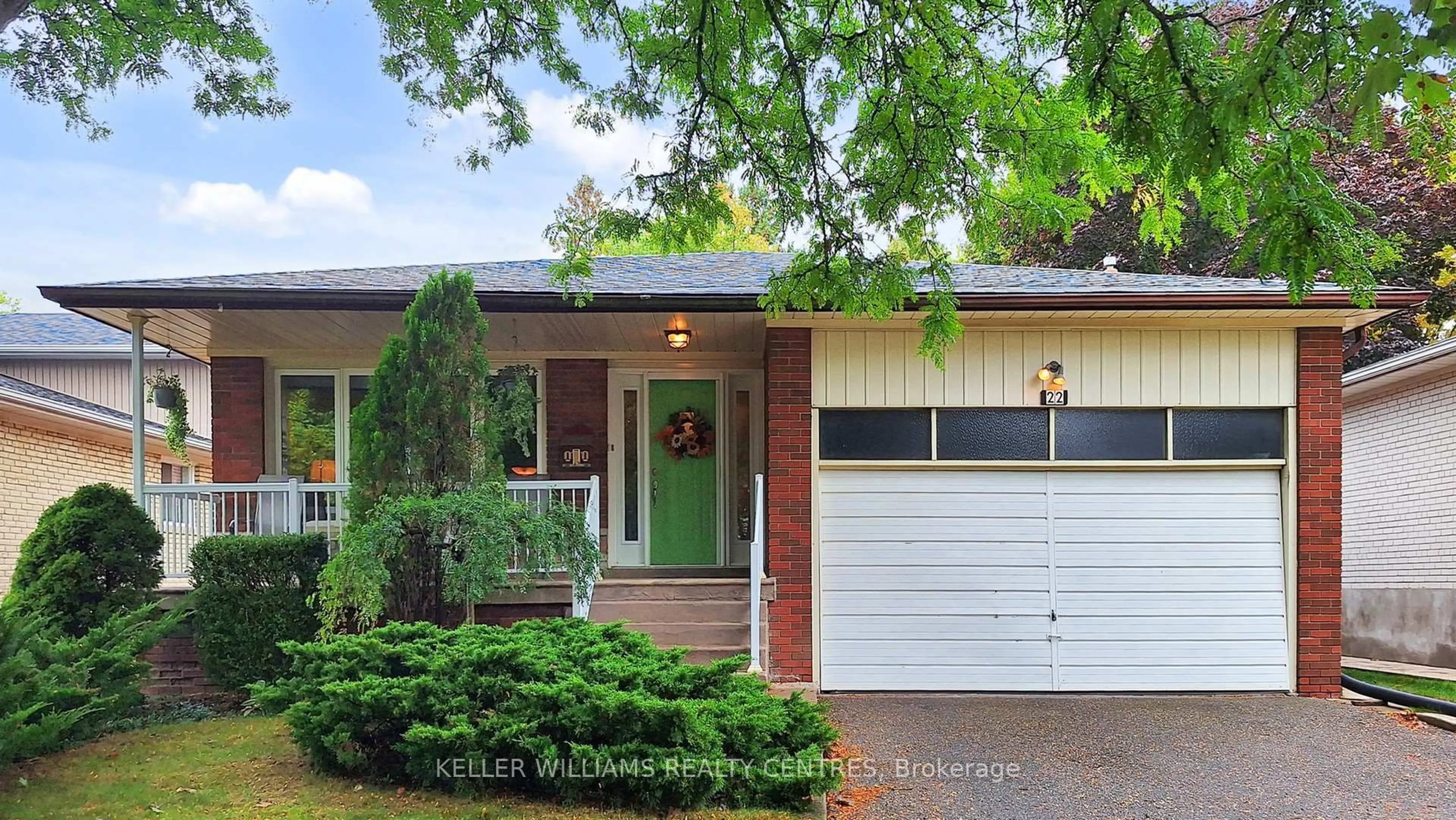 Home with brick exterior material, street for 22 Coral Harbour Cres, Markham Ontario L3T 2Z7
