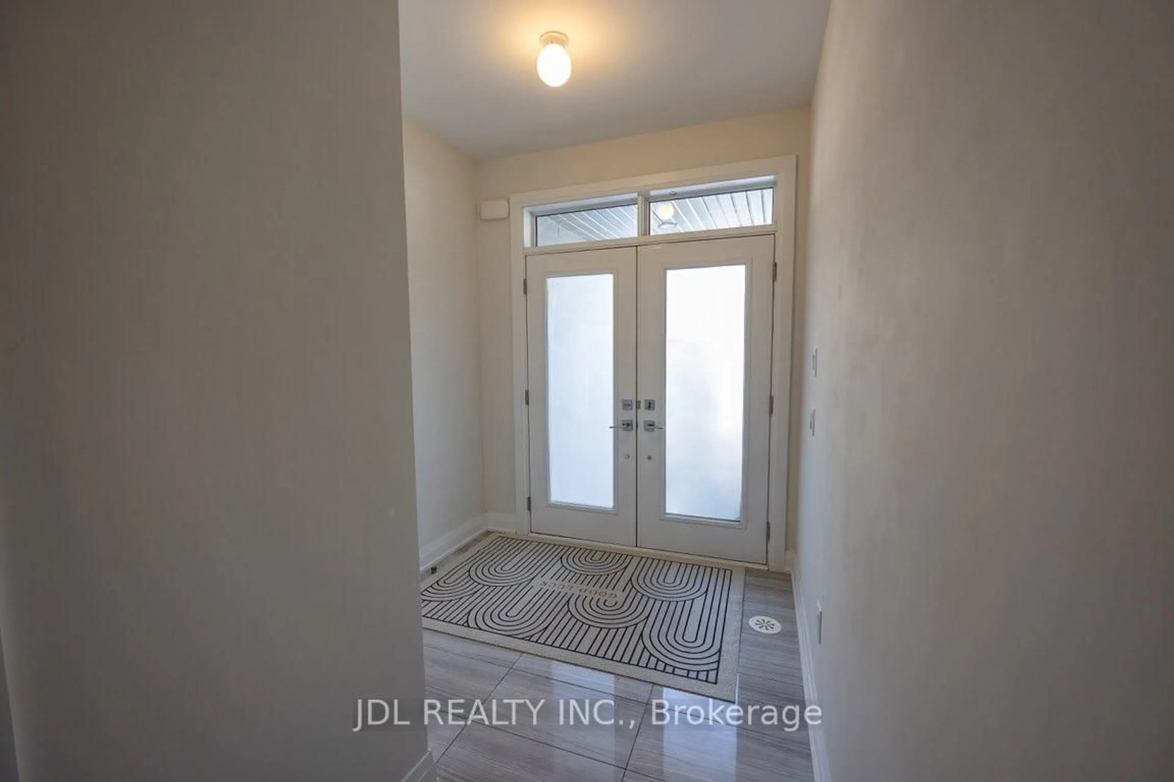 Indoor entryway for 53 Harold Lawrie Lane, Markham Ontario L3T 0G1