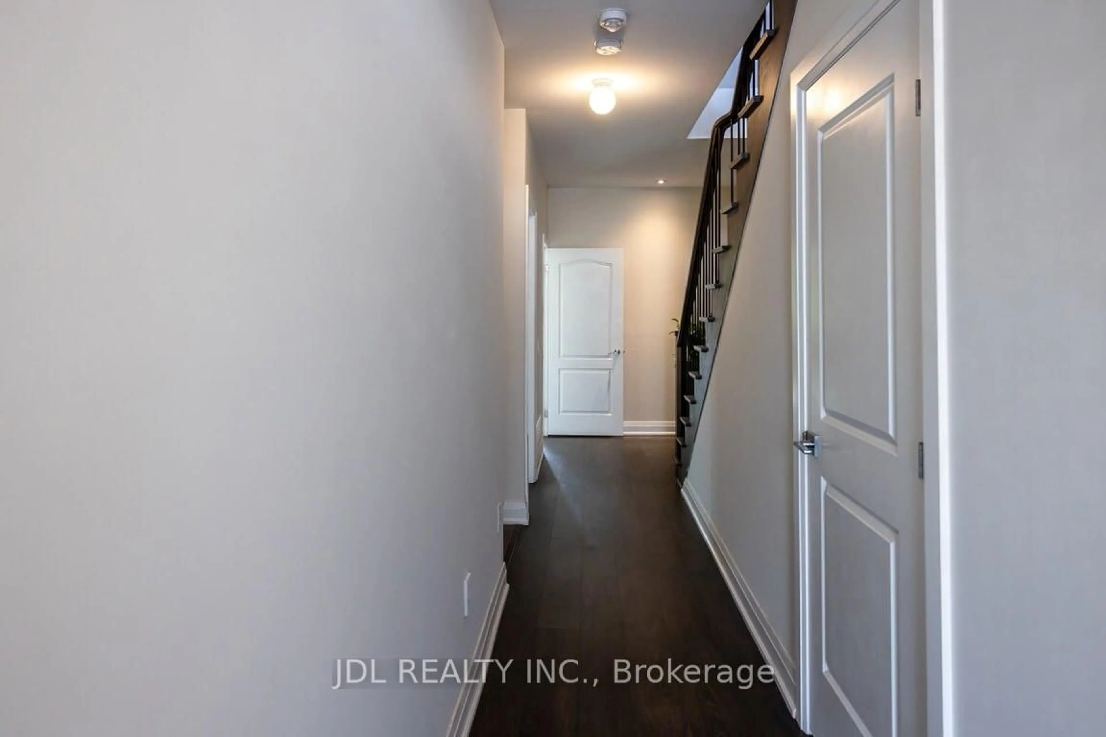 Indoor entryway for 53 Harold Lawrie Lane, Markham Ontario L3T 0G1