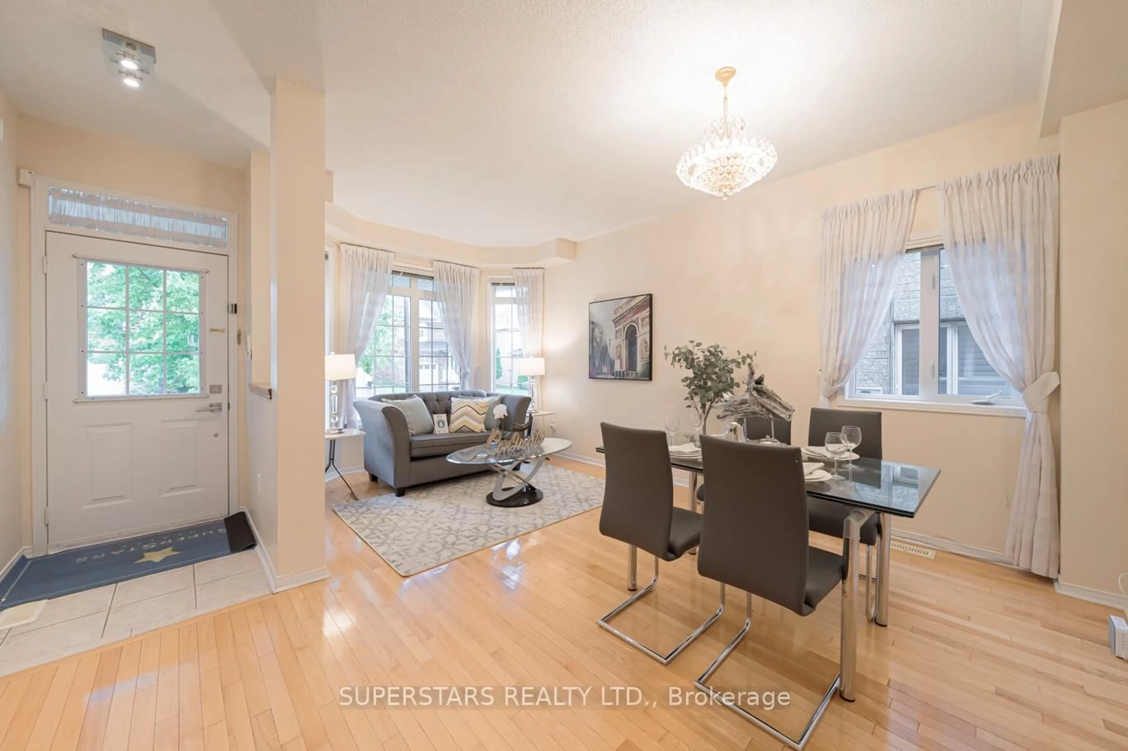 Dining room, unknown for 9 Weatherill Rd, Markham Ontario L6C 2N7