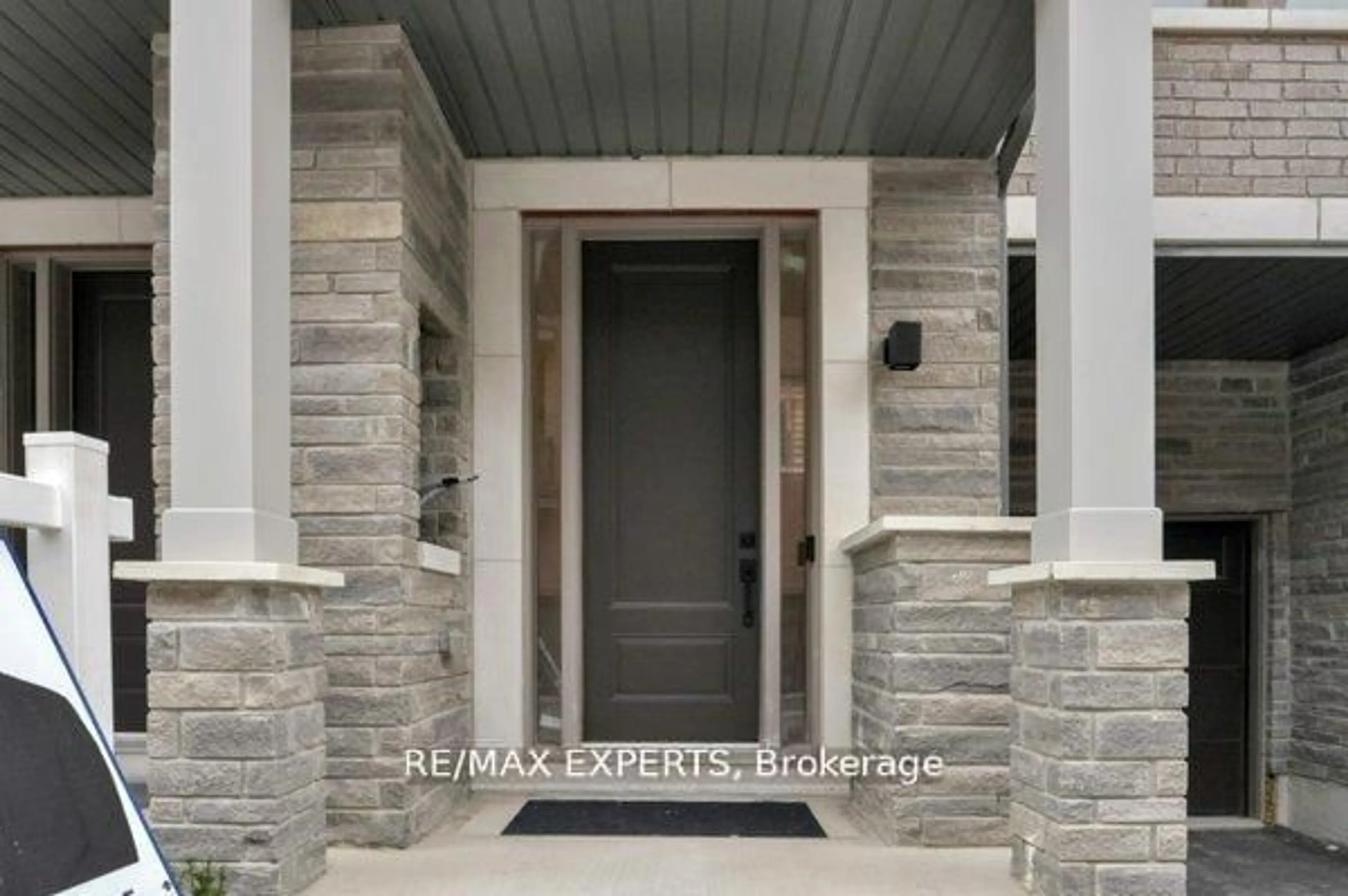 Indoor entryway for 87 De La Roche Dr, Vaughan Ontario L4L 1A6