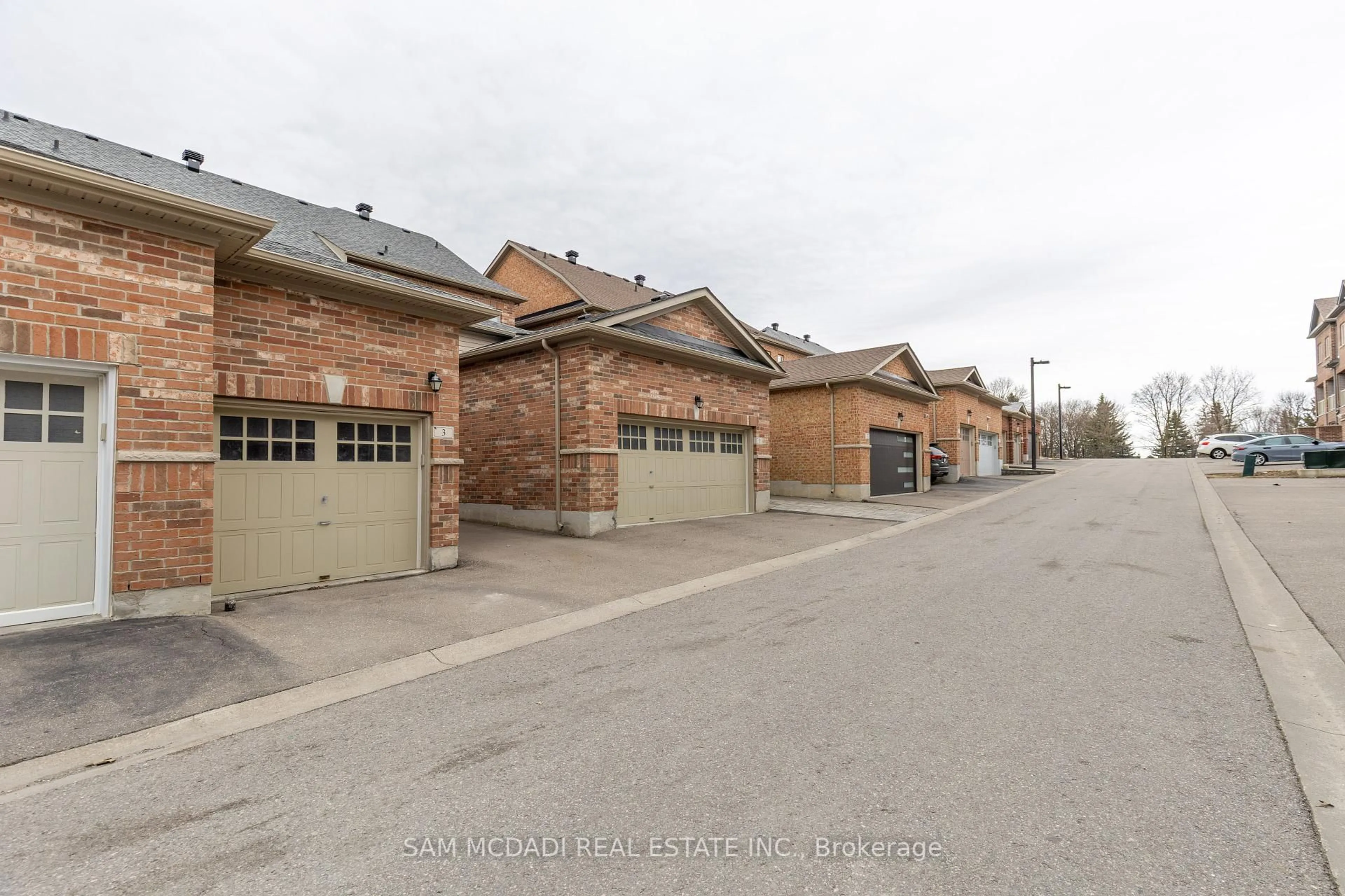 A pic from outside/outdoor area/front of a property/back of a property/a pic from drone, street for 3 Henry Bauer Ave, Markham Ontario L6C 0W8