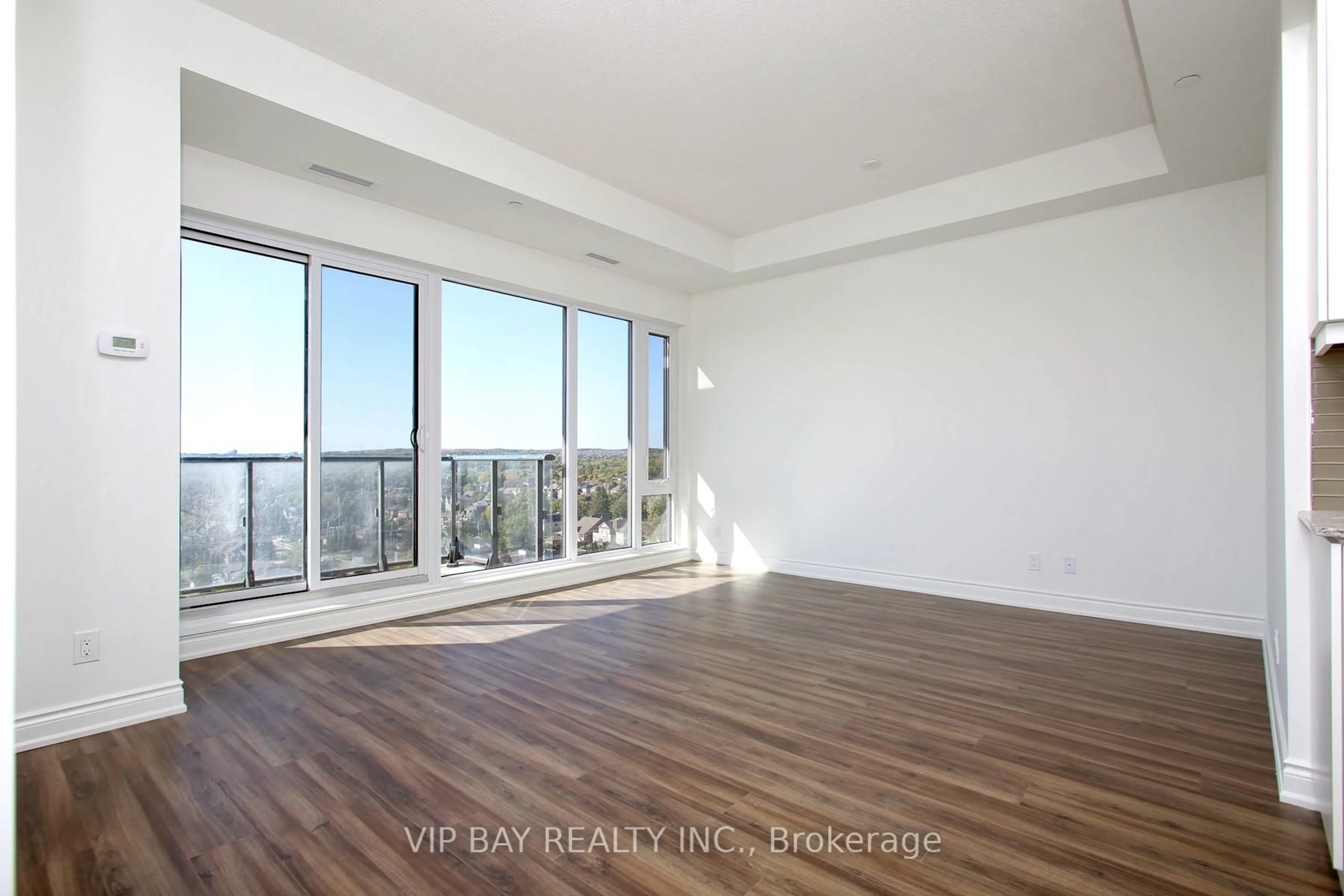 A pic of a room for 9618 Yonge St #1608, Richmond Hill Ontario L4C 0X5
