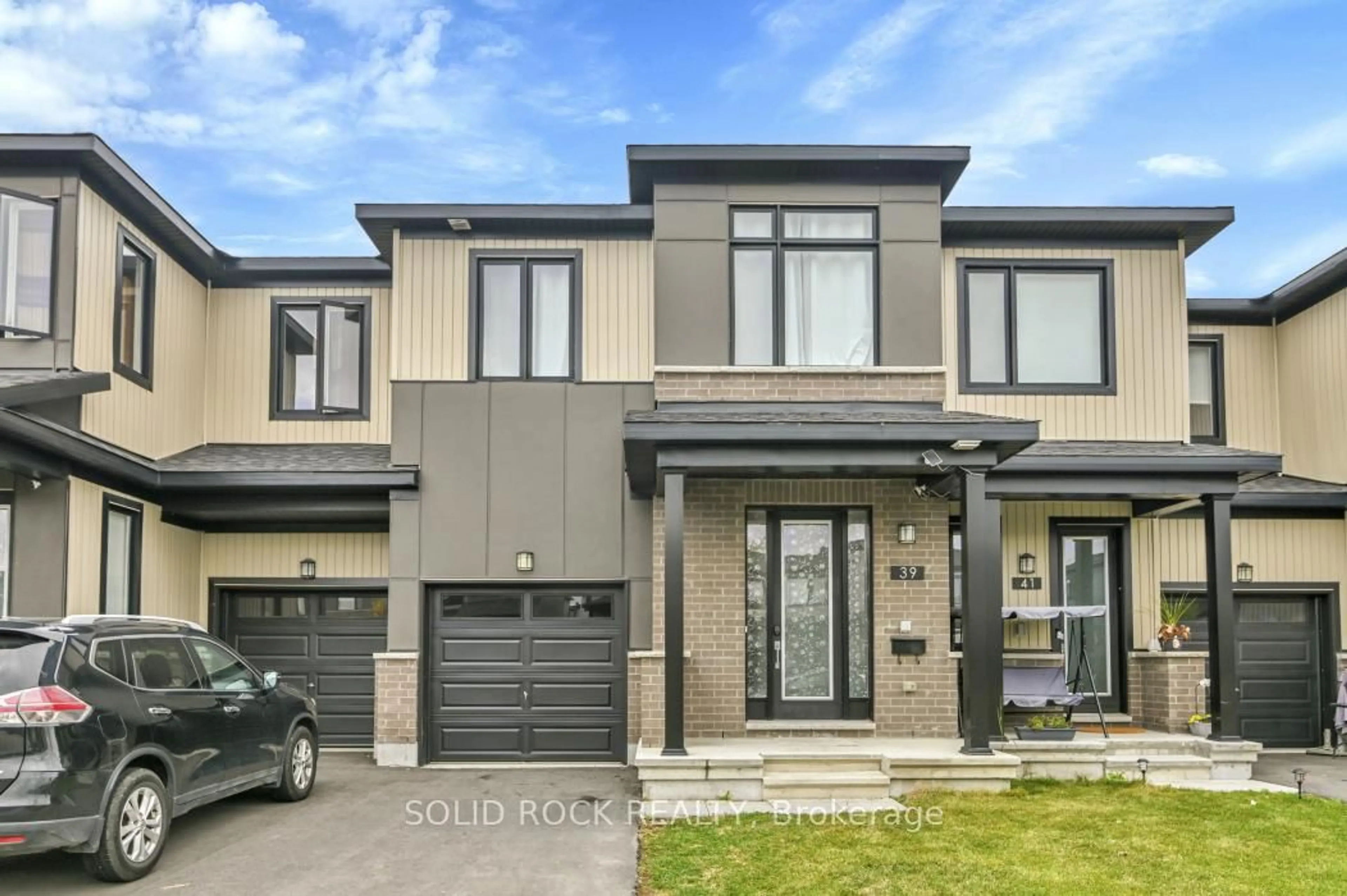 Home with brick exterior material, street for 39 Jargeau Rd, Ottawa Ontario K1W 0S7