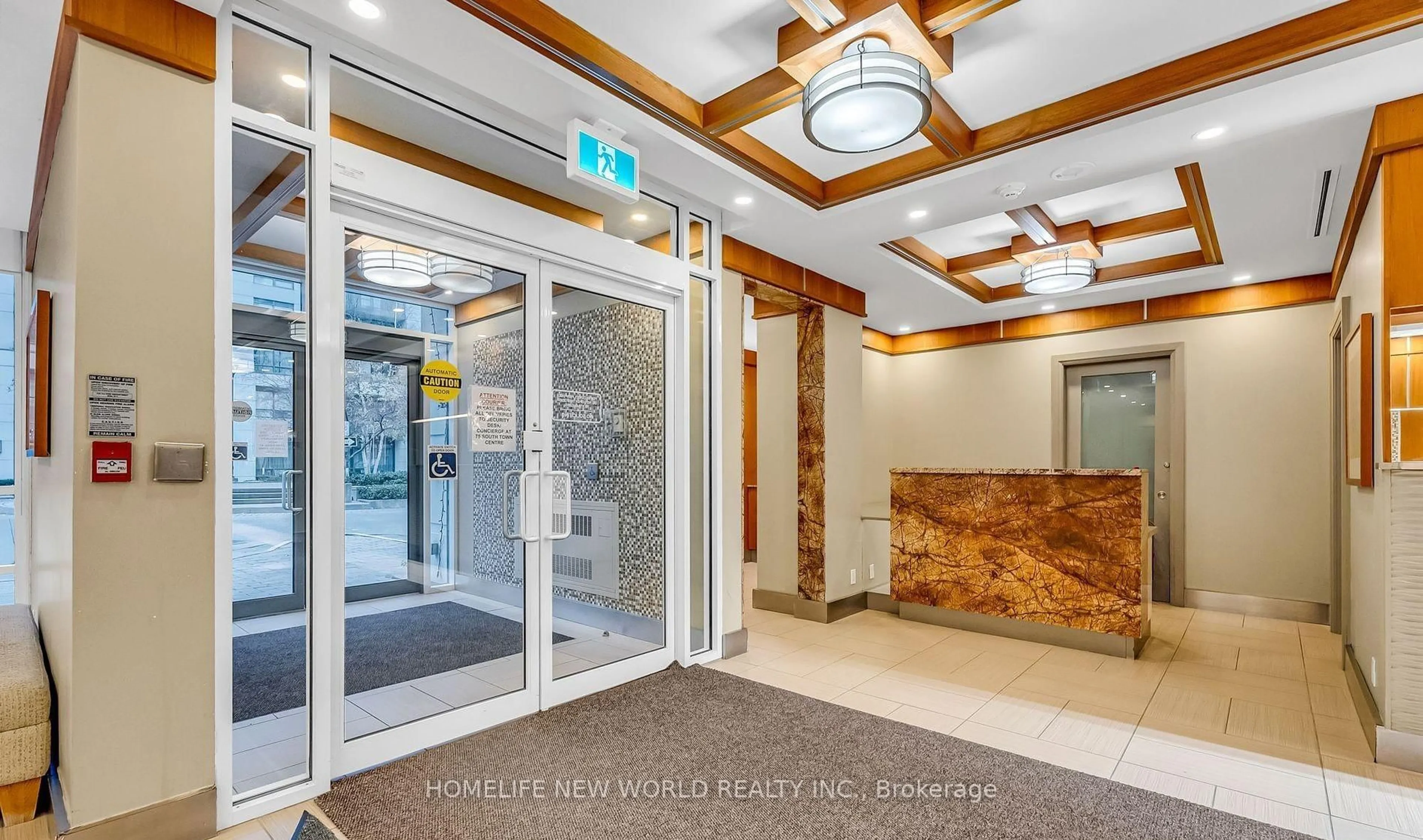 Indoor foyer for 32 Clegg Rd #917, Markham Ontario L6G 0B2