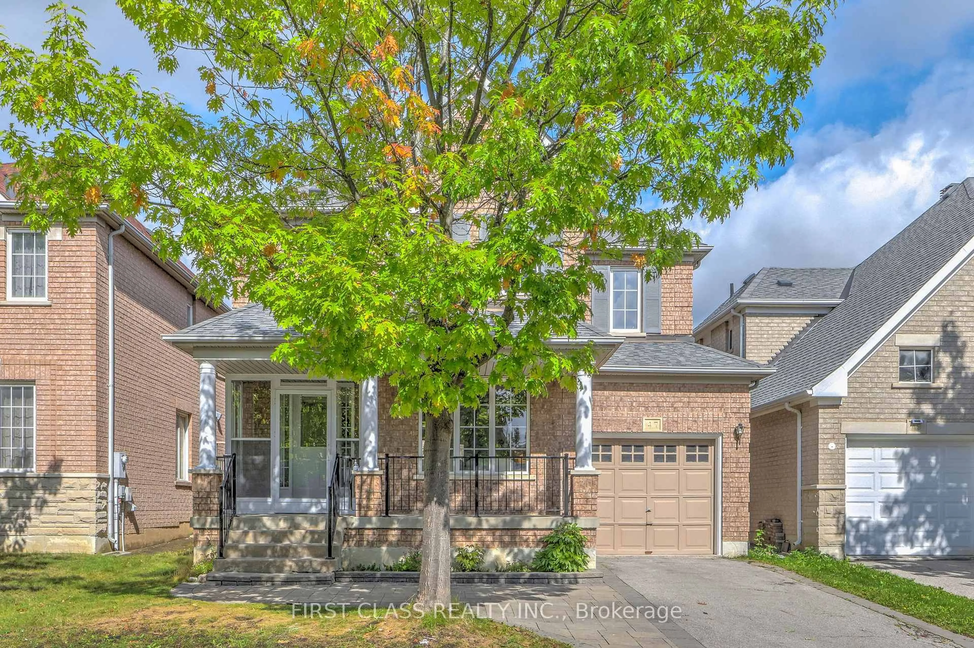 Home with brick exterior material, street for 47 Lauraview Cres, Markham Ontario L6C 2R4