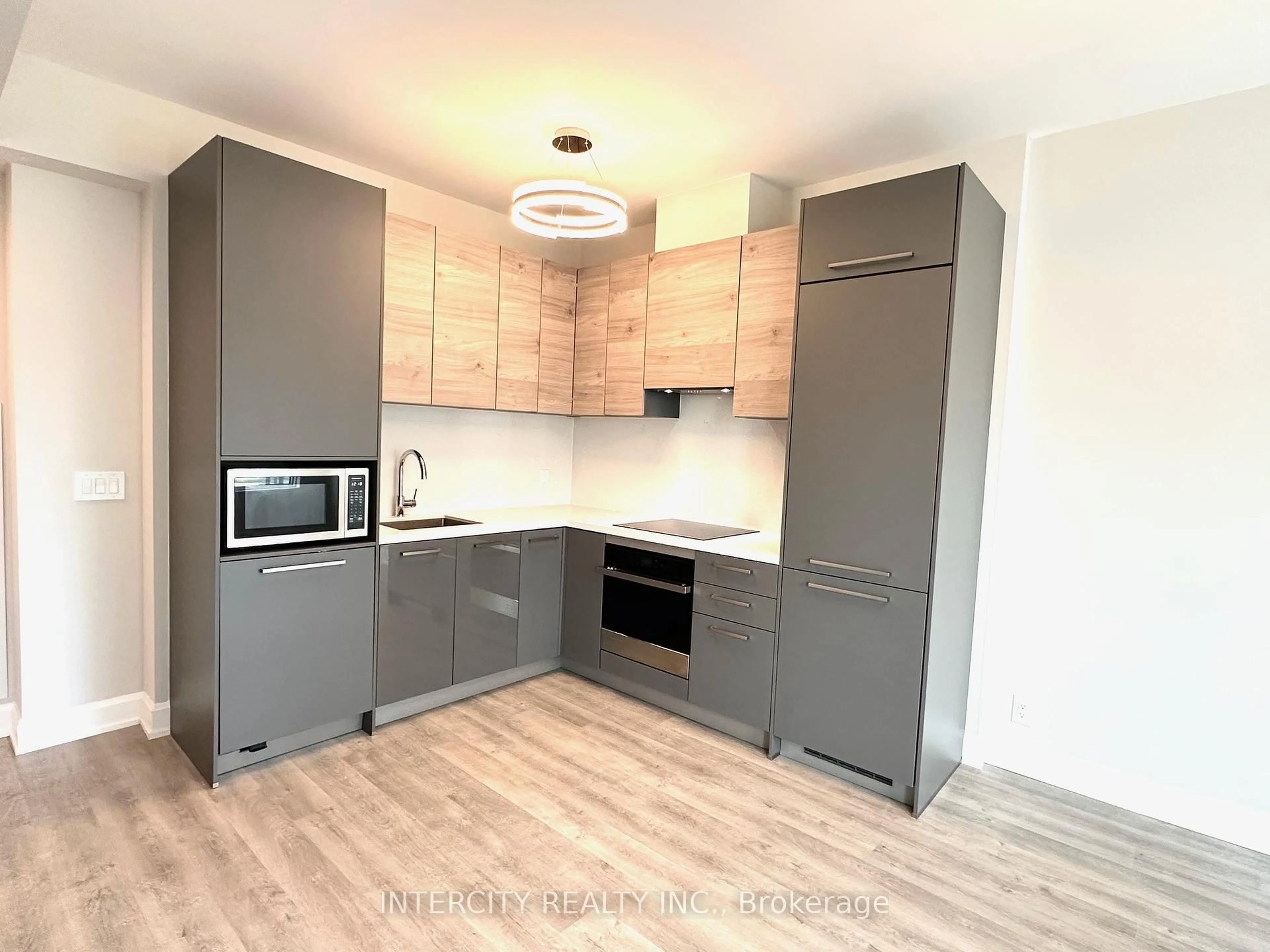 Standard kitchen, wood/laminate floor for 38 Gandhi Lane #1710, Markham Ontario L3T 0G9