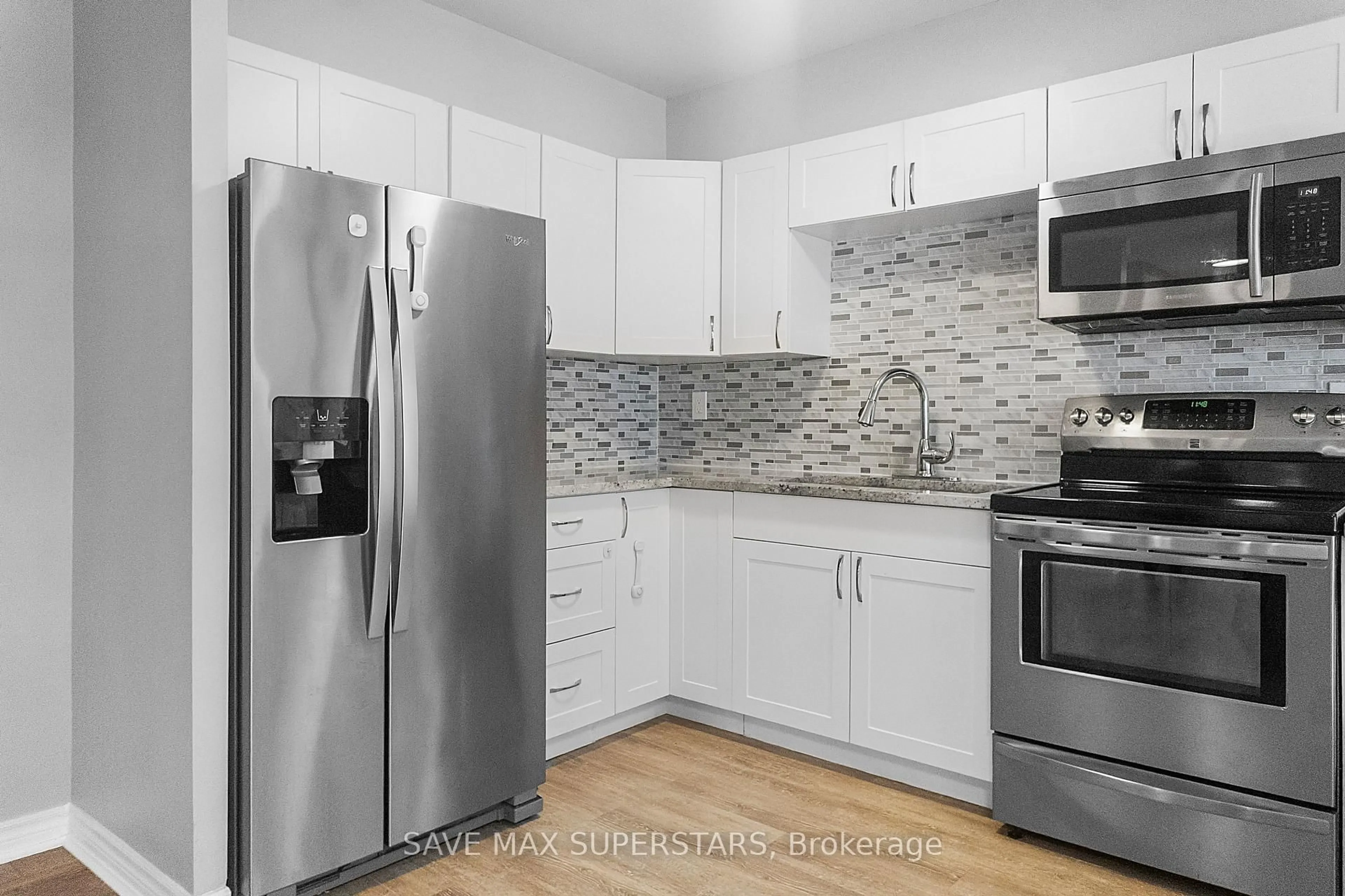 Standard kitchen, unknown for 50 Baif Blvd #501, Richmond Hill Ontario L4C 5L1