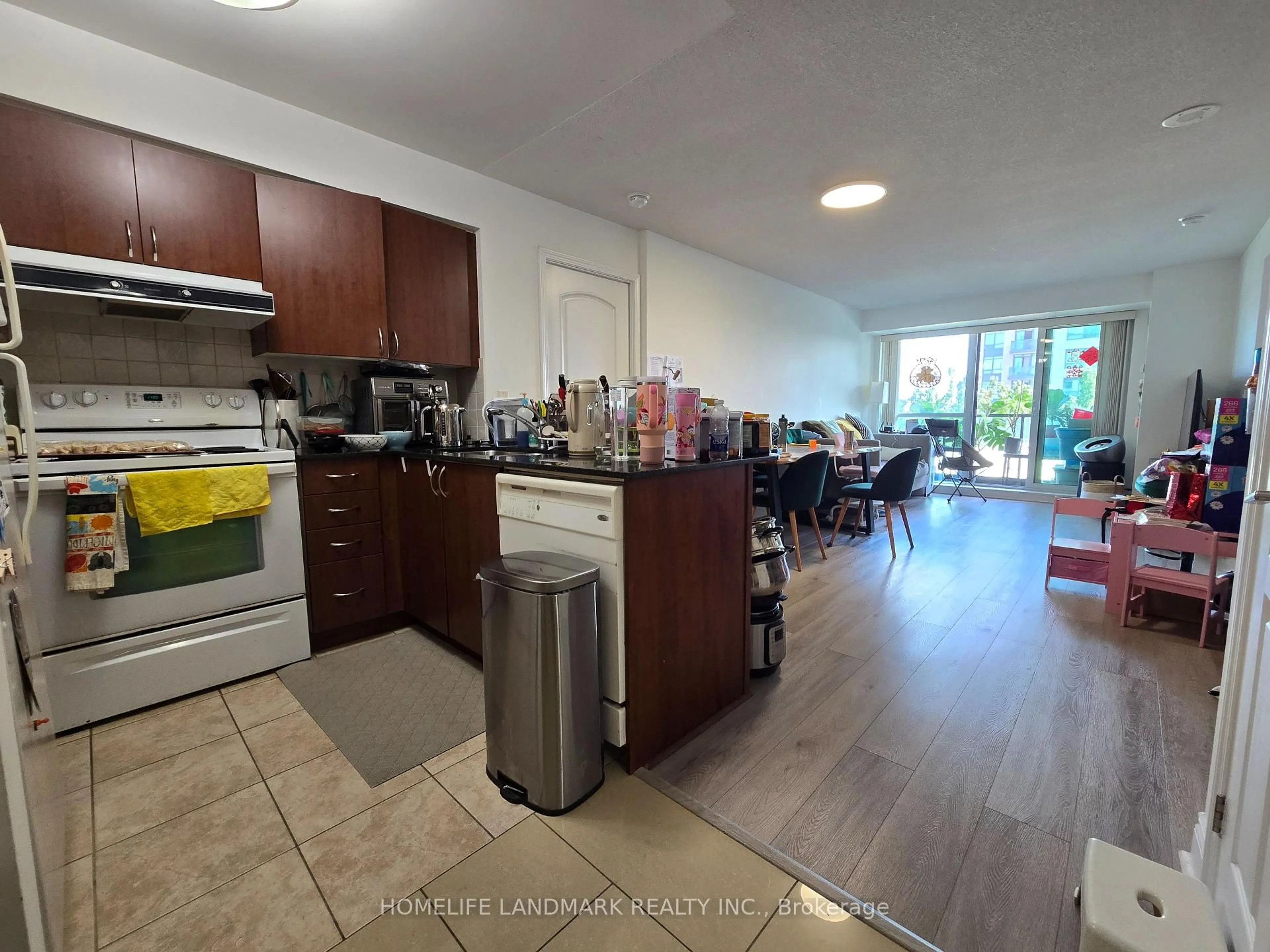 Unknown for 55 South Town Centre Blvd #301, Markham Ontario L6G 0B1
