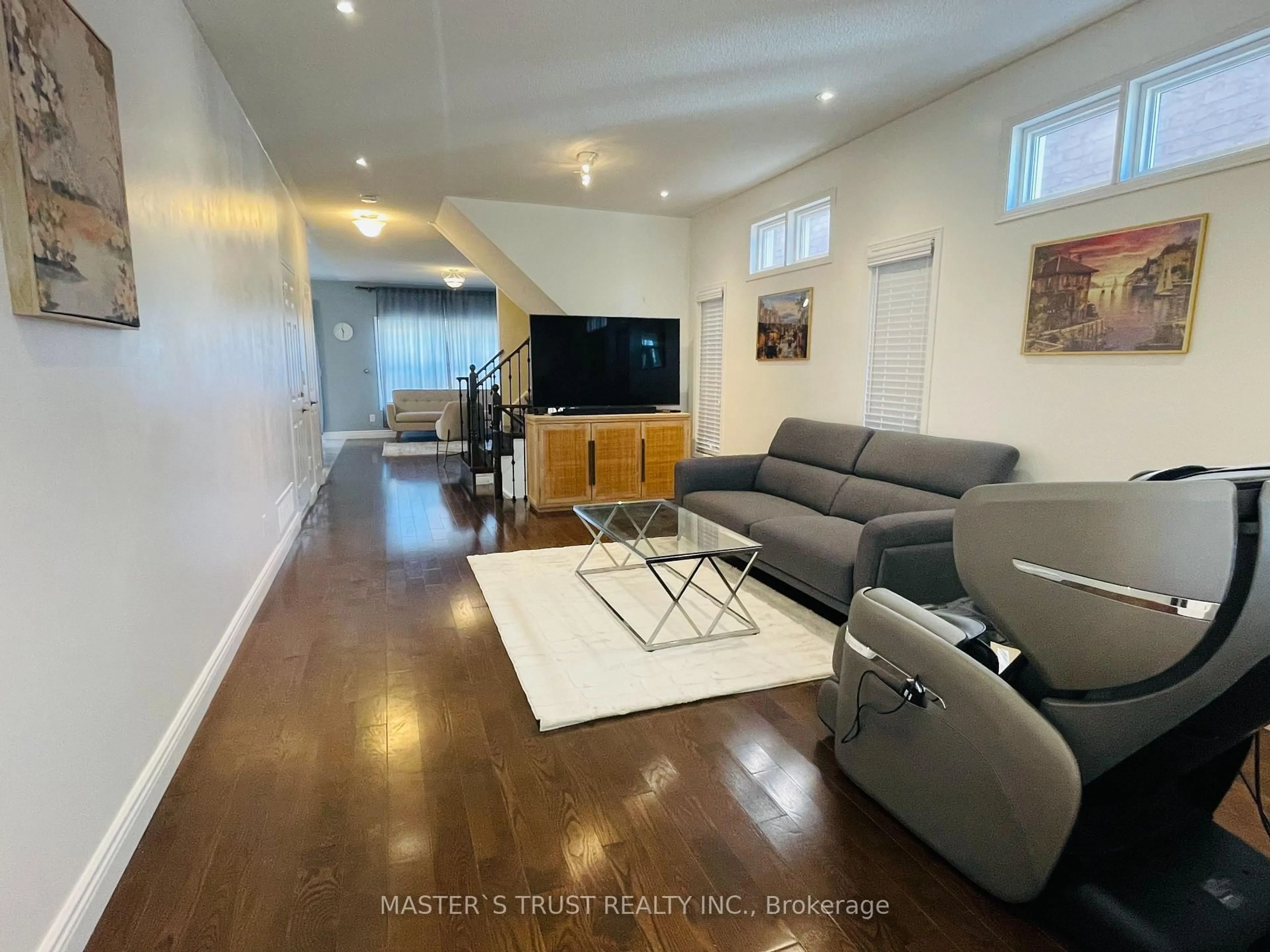 Unknown for 418 The Bridle Walk, Markham Ontario L6C 2M5