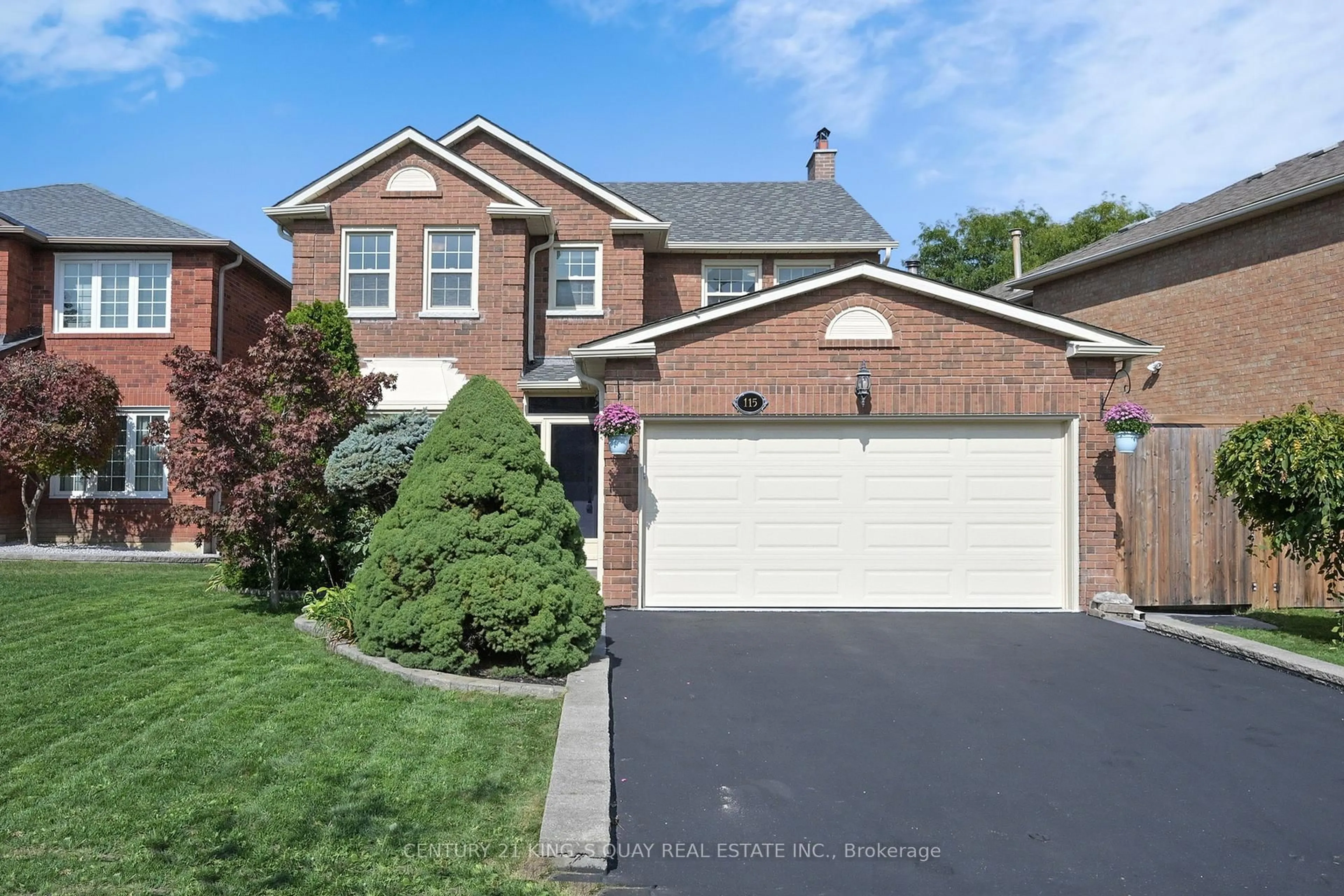 Home with brick exterior material, street for 115 Valleymede Dr, Richmond Hill Ontario L4B 1T6