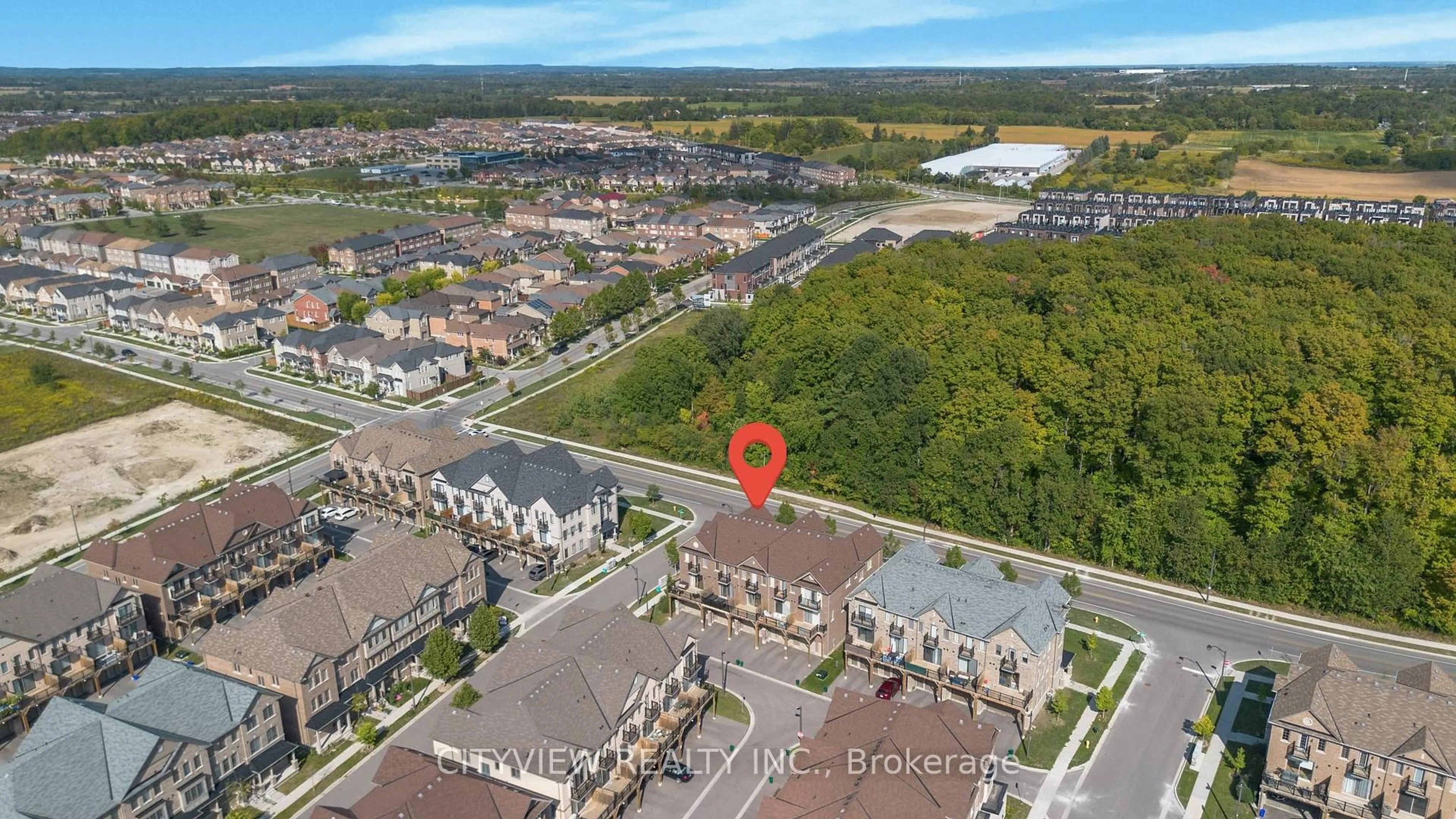 A pic from outside/outdoor area/front of a property/back of a property/a pic from drone, street for 204 William Forster Rd, Markham Ontario L6B 1P7