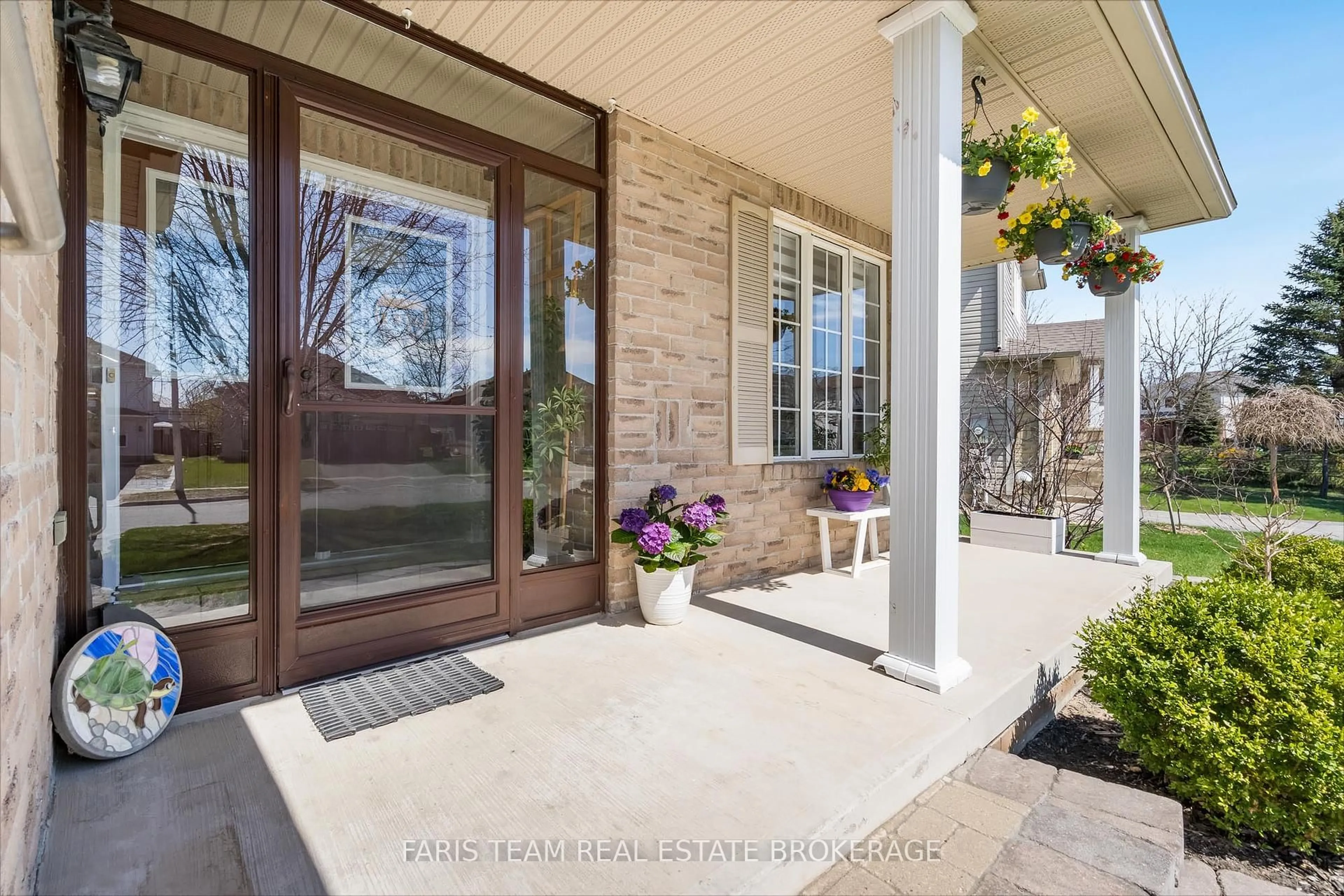 Indoor entryway for 87 Truax Cres, Essa Ontario L3W 0C1