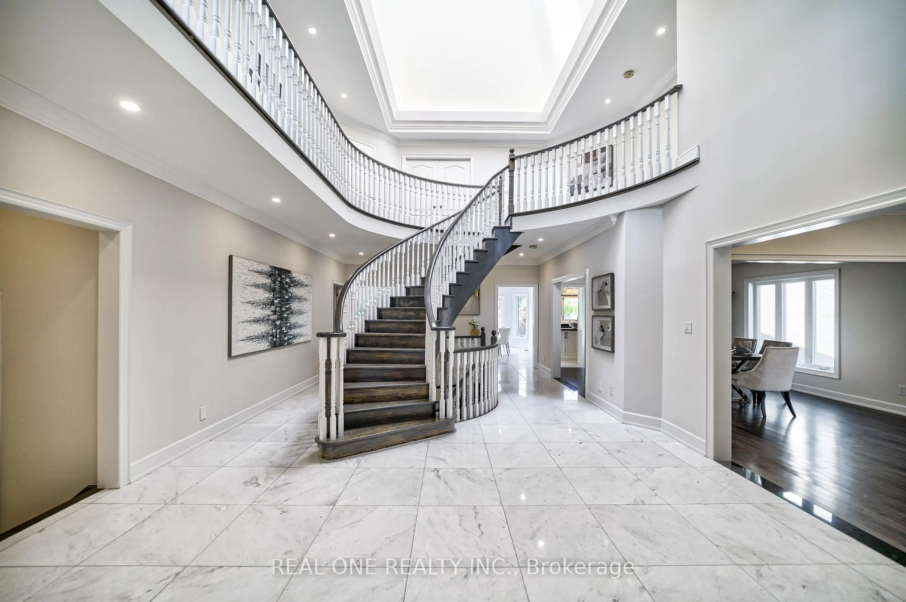 Unknown for 26 Clarendon Dr, Richmond Hill Ontario L4B 3Z5
