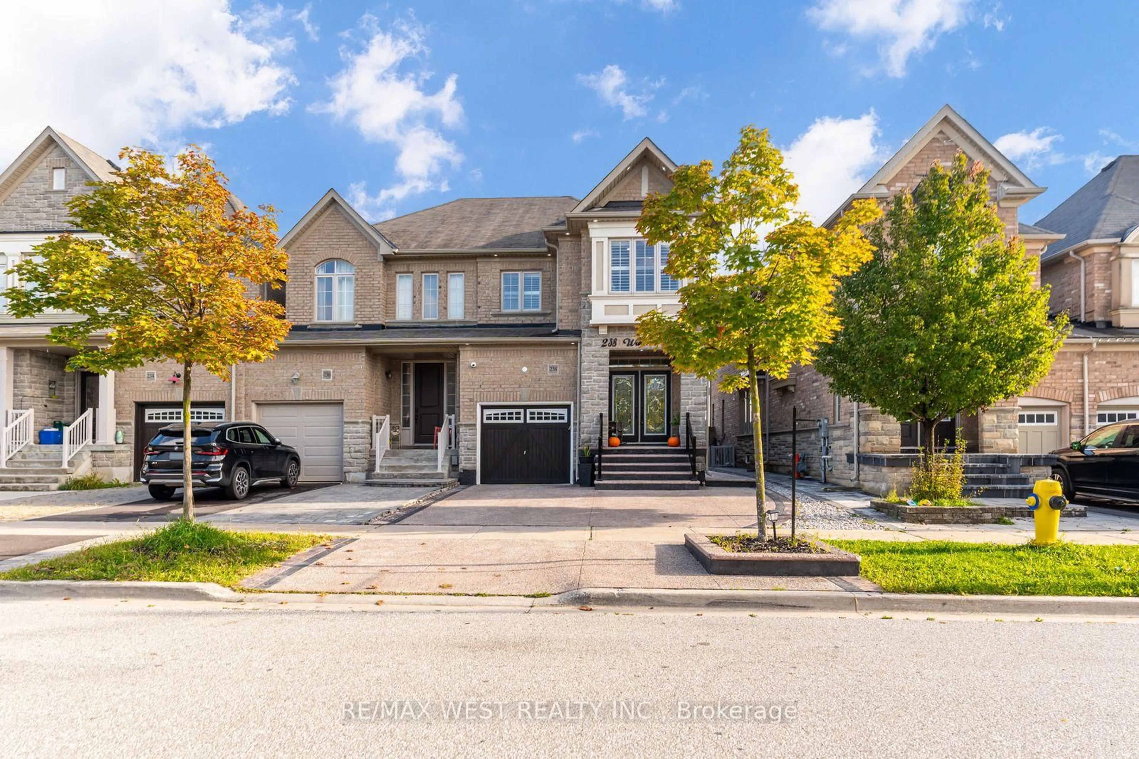 Home with brick exterior material, street for 238 Wardlaw Pl, Vaughan Ontario L4H 3L7