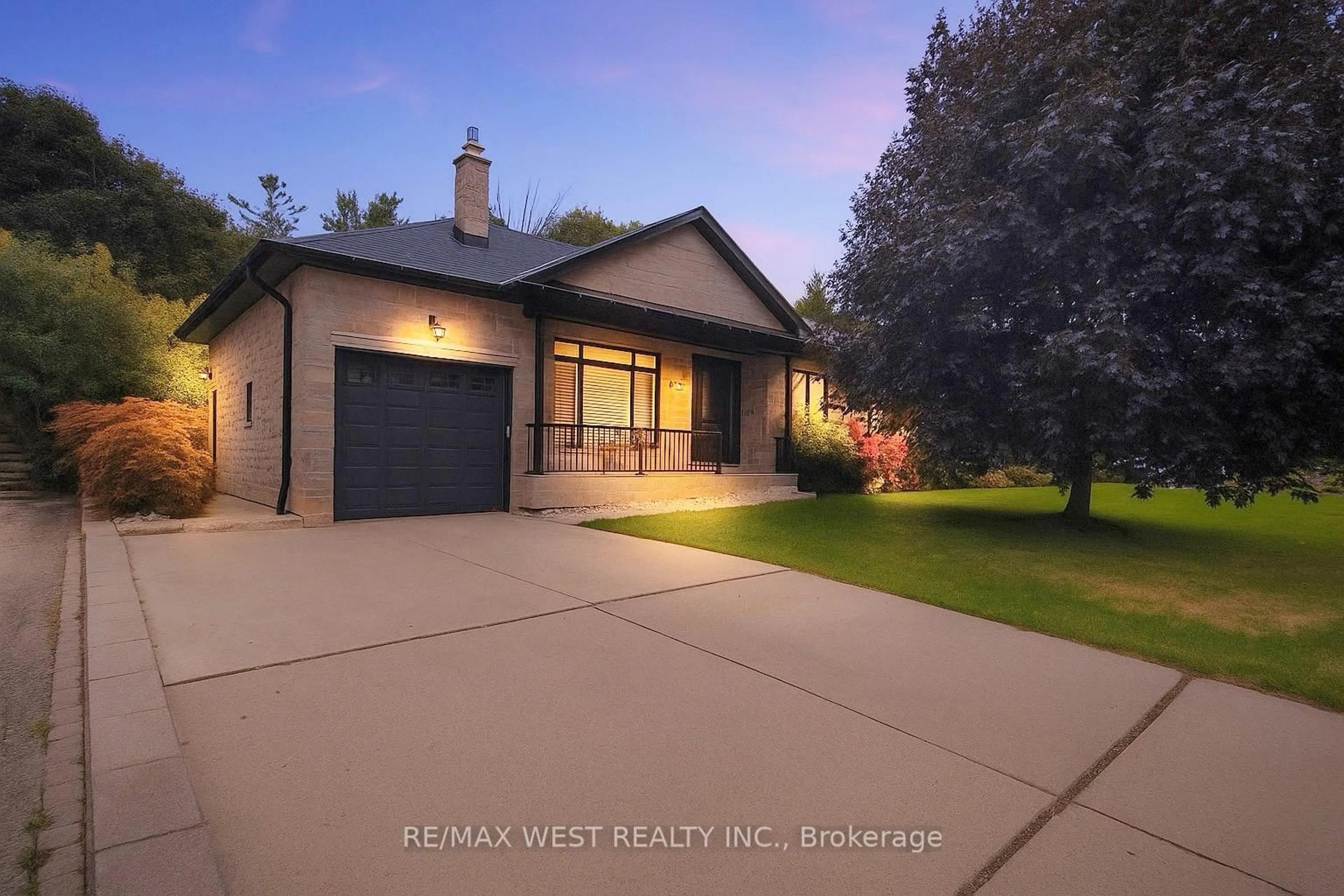 Unknown for 30 Goodman Cres, Vaughan Ontario L6A 1E8