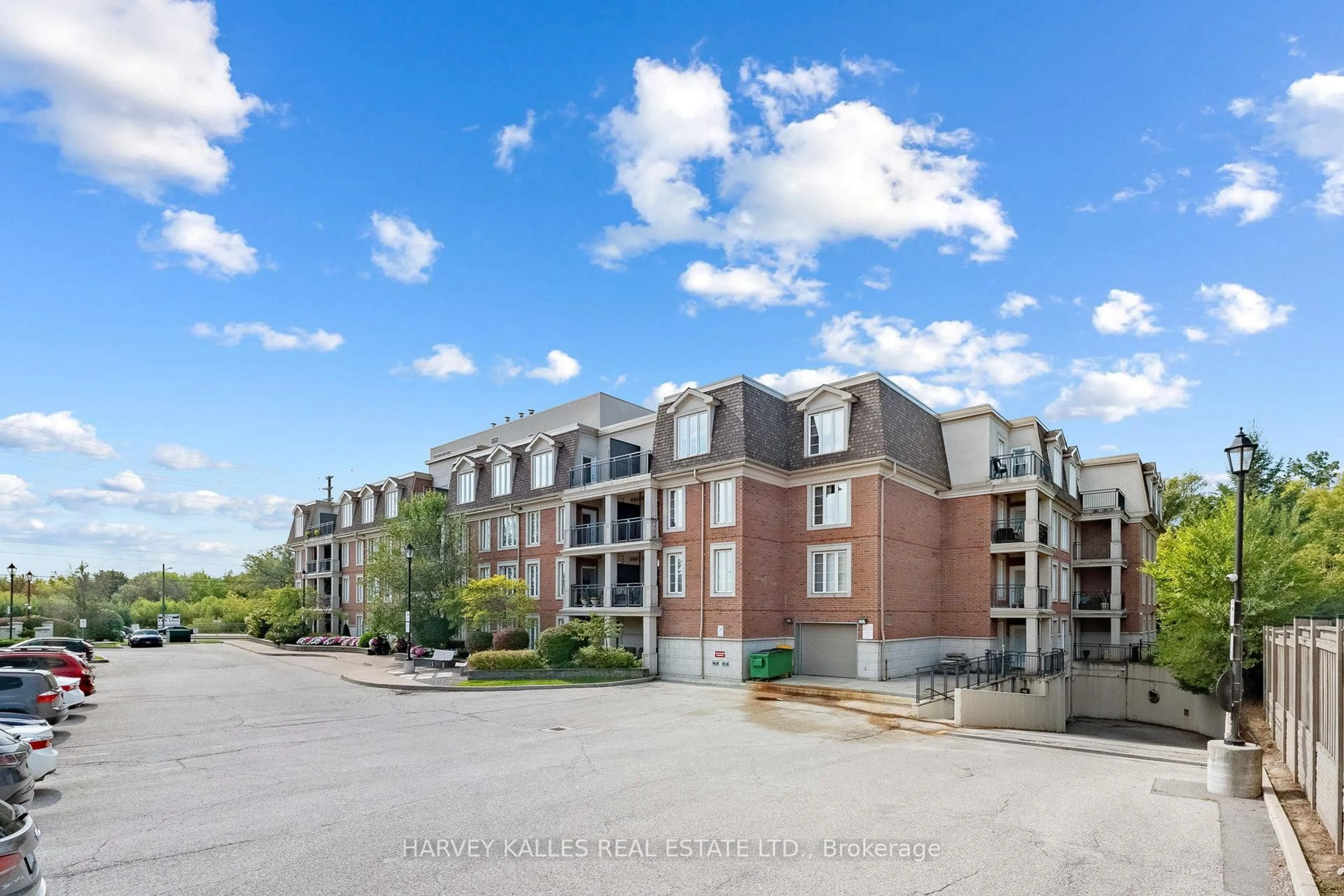 A pic from outside/outdoor area/front of a property/back of a property/a pic from drone, unknown for 4620 Hwy 7 #405, Vaughan Ontario L4L 0B3