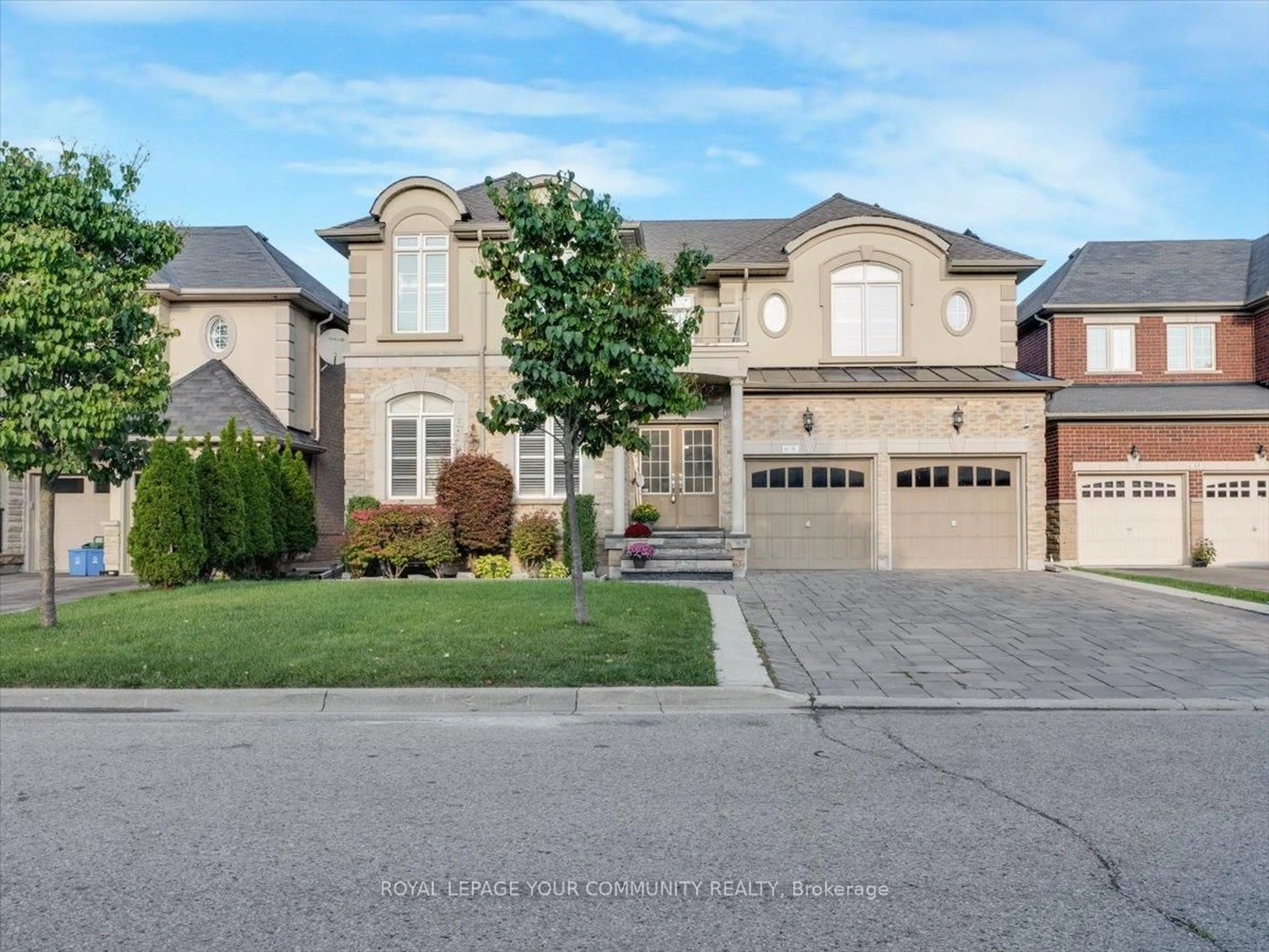Home with brick exterior material, street for 9 Heaney Crt, Aurora Ontario L4G 0J7