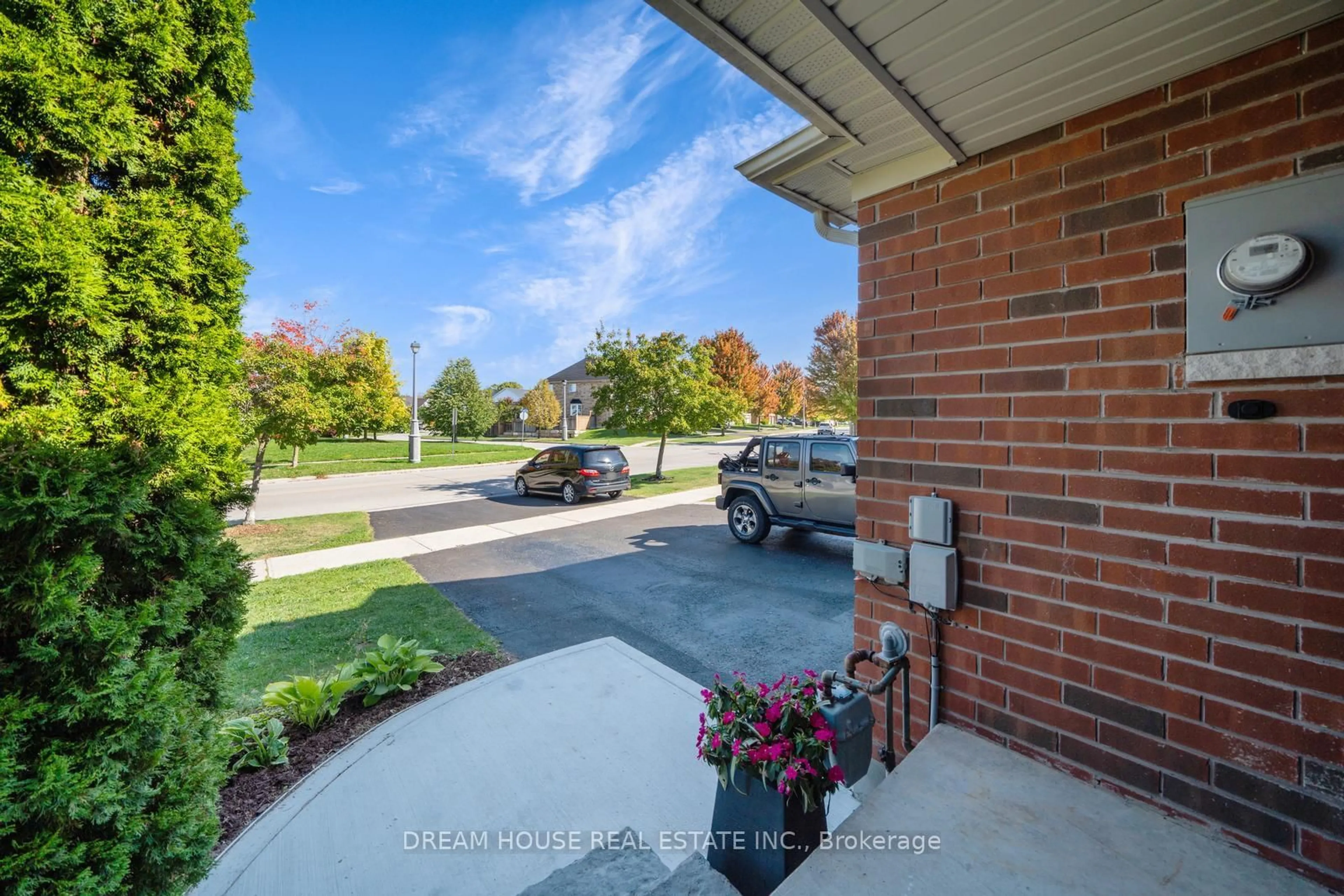 Unknown for 417 King St, East Gwillimbury Ontario L0G 1M0