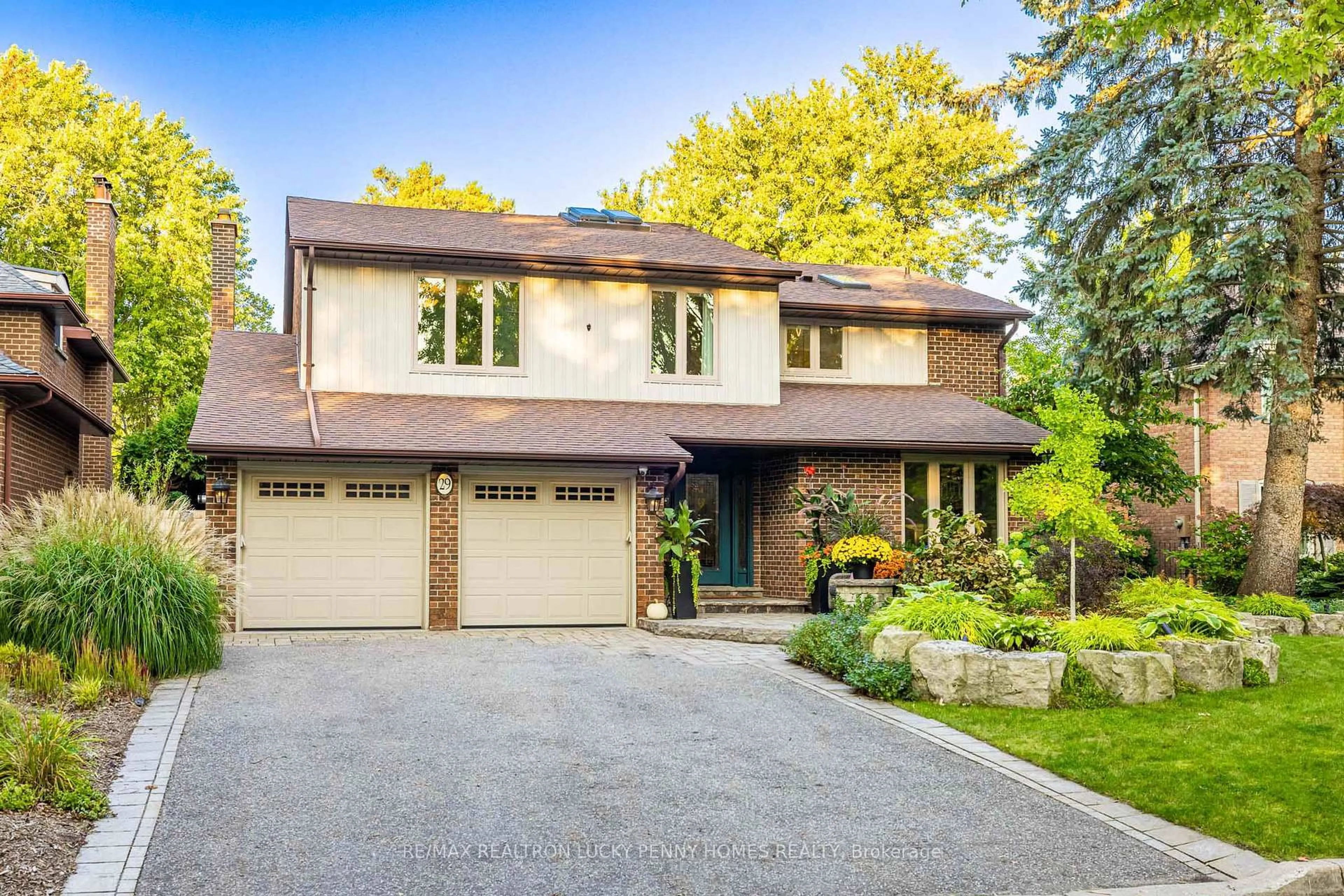 Home with brick exterior material, street for 29 Ritter Cres, Markham Ontario L3R 4K4