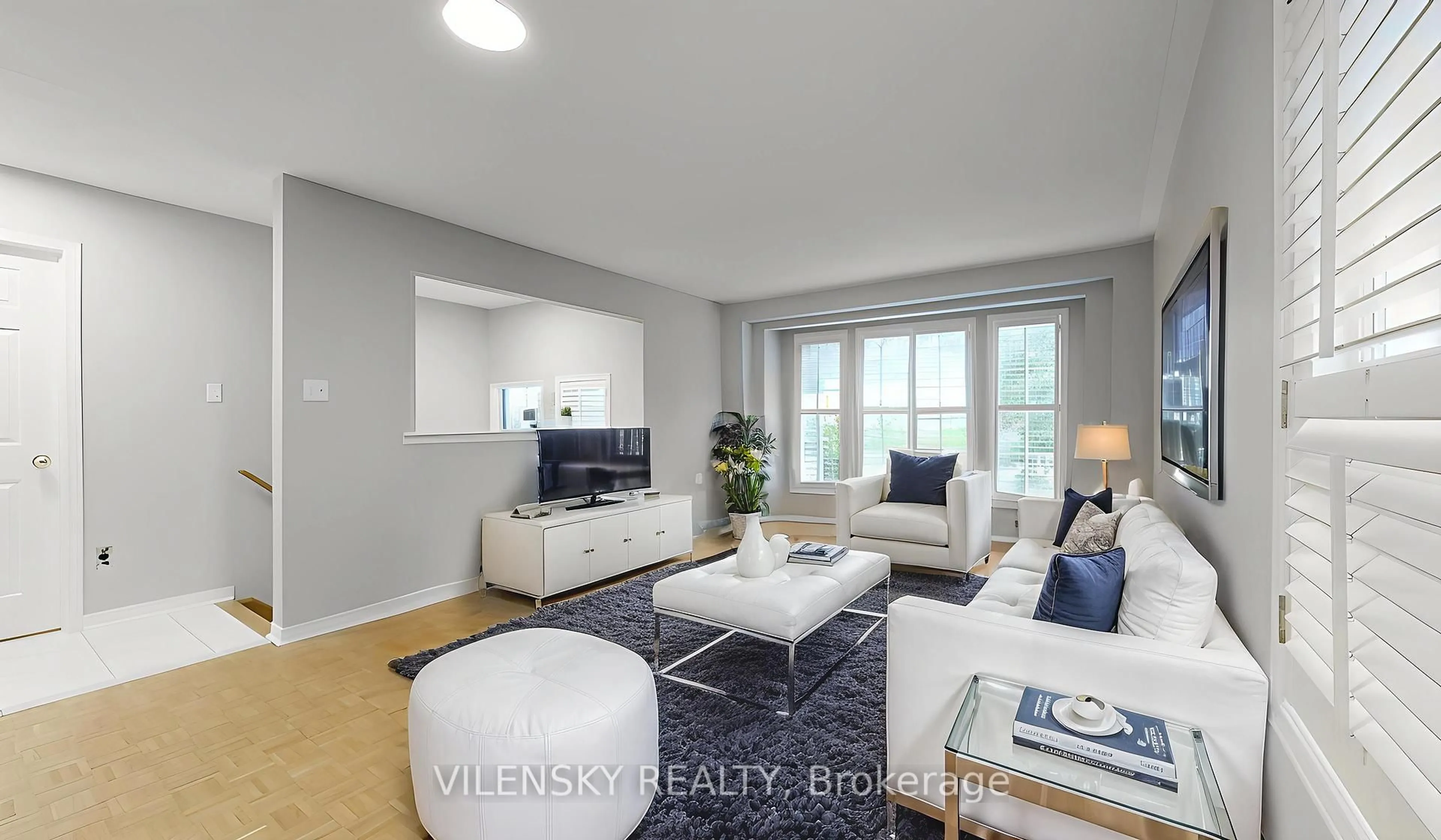 Living room with furniture, unknown for 124 Foxfield Cres, Vaughan Ontario L4K 5E7