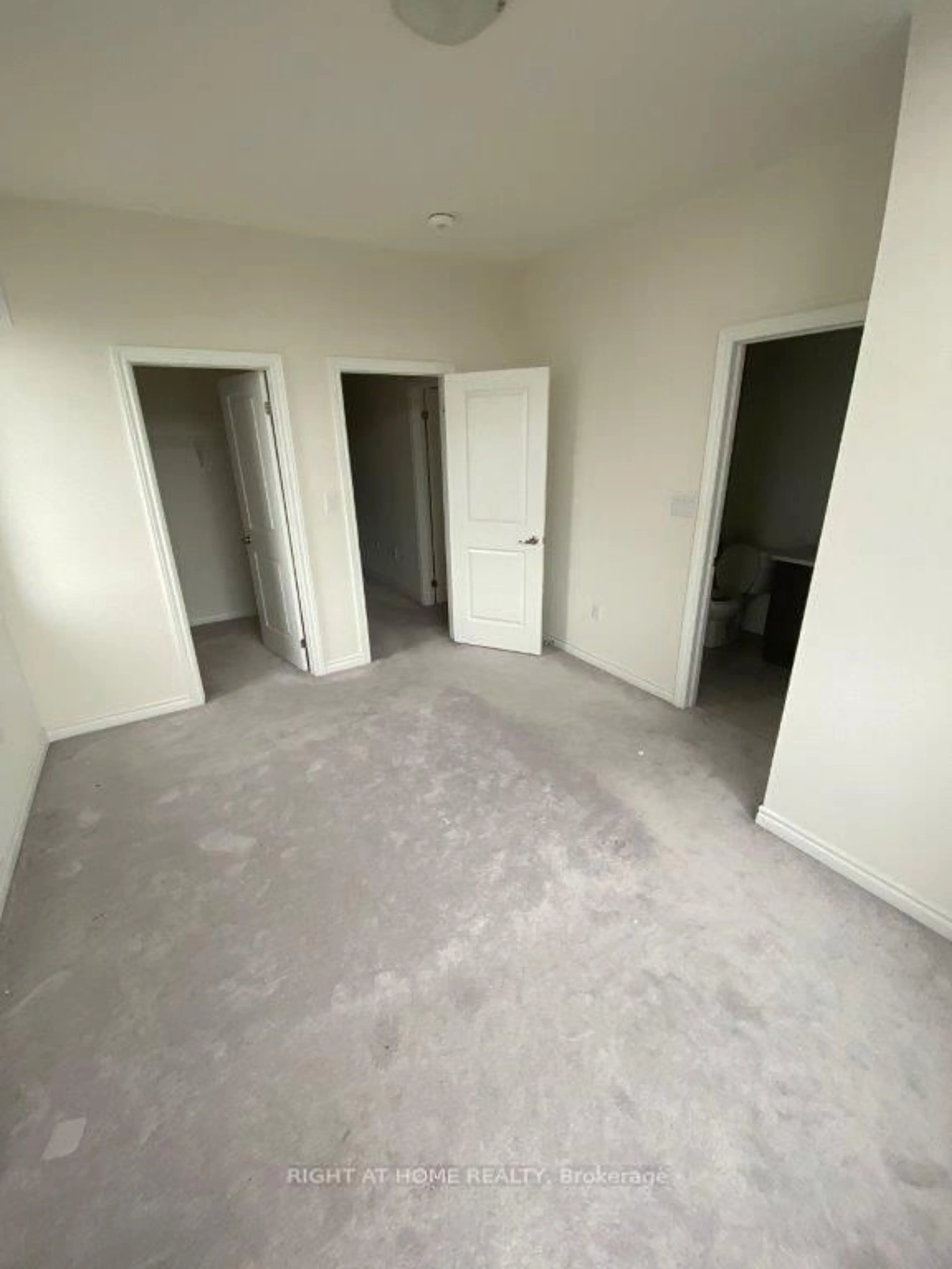 A pic of a room for 287 Boundary Blvd, Whitchurch-Stouffville Ontario L4A 1H8