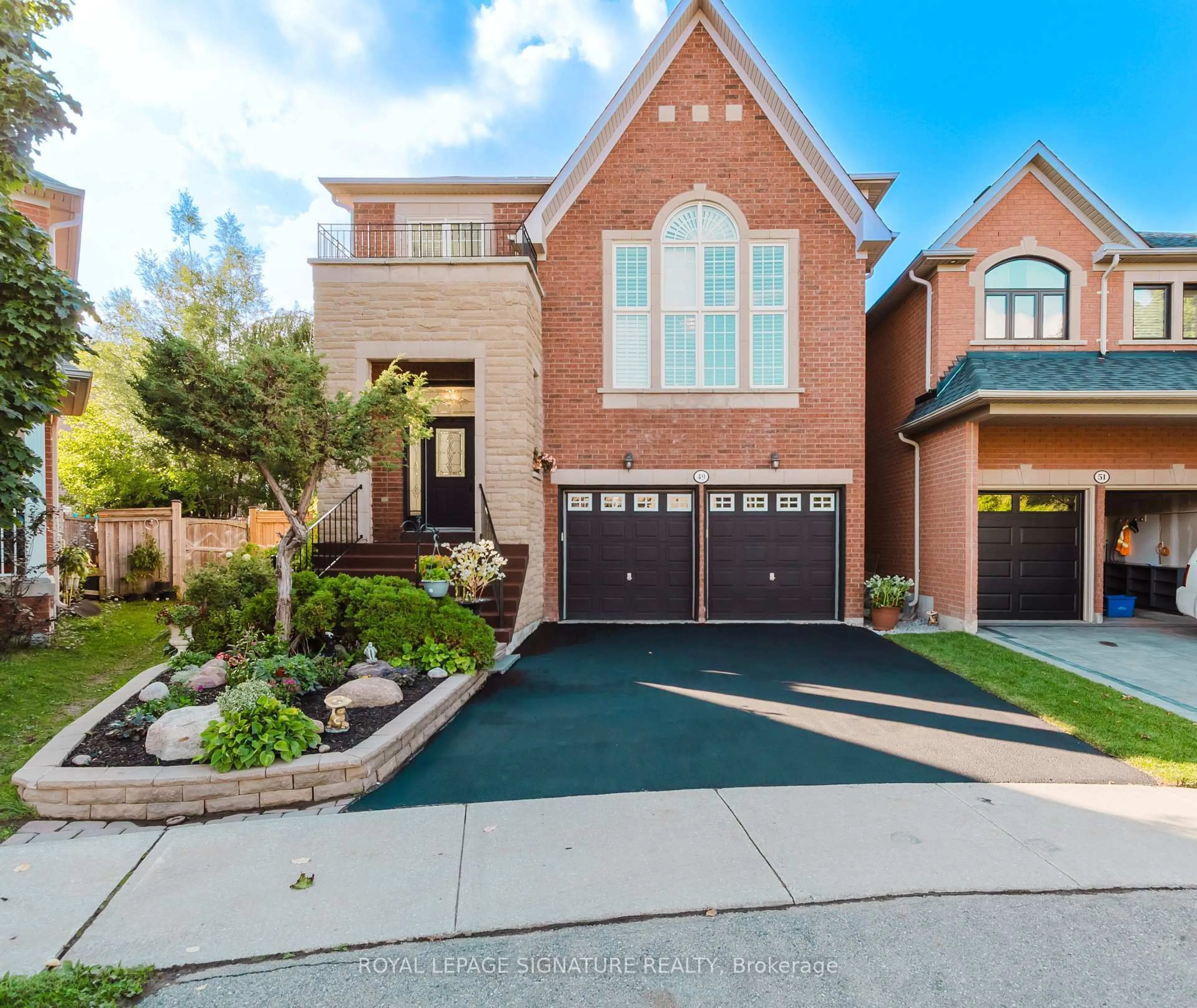Home with brick exterior material, street for 49 Carnoustie Cres, Richmond Hill Ontario L4E 0A2