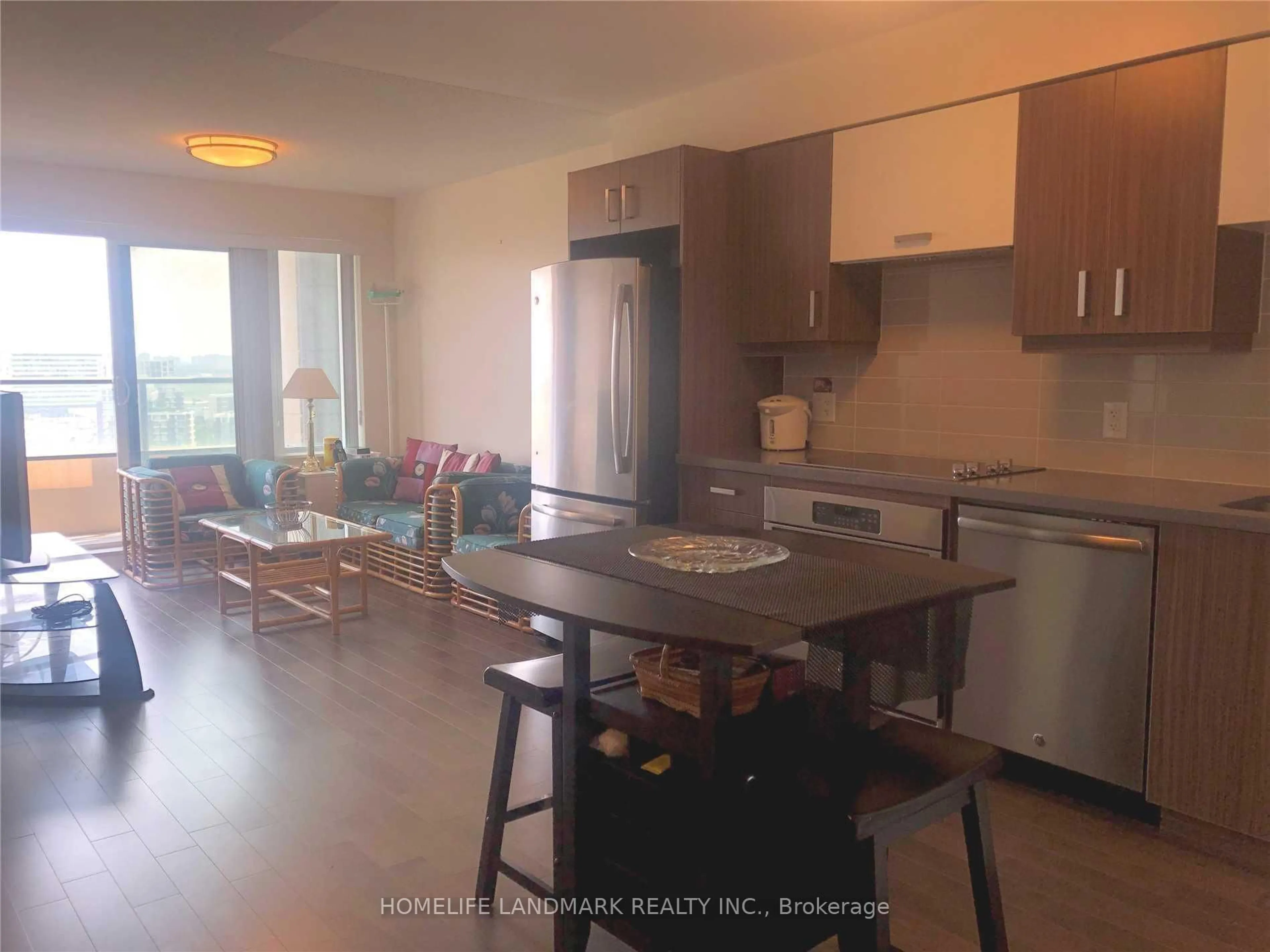Open concept kitchen, unknown for 18 Uptown Dr #2105, Markham Ontario L3R 9R1