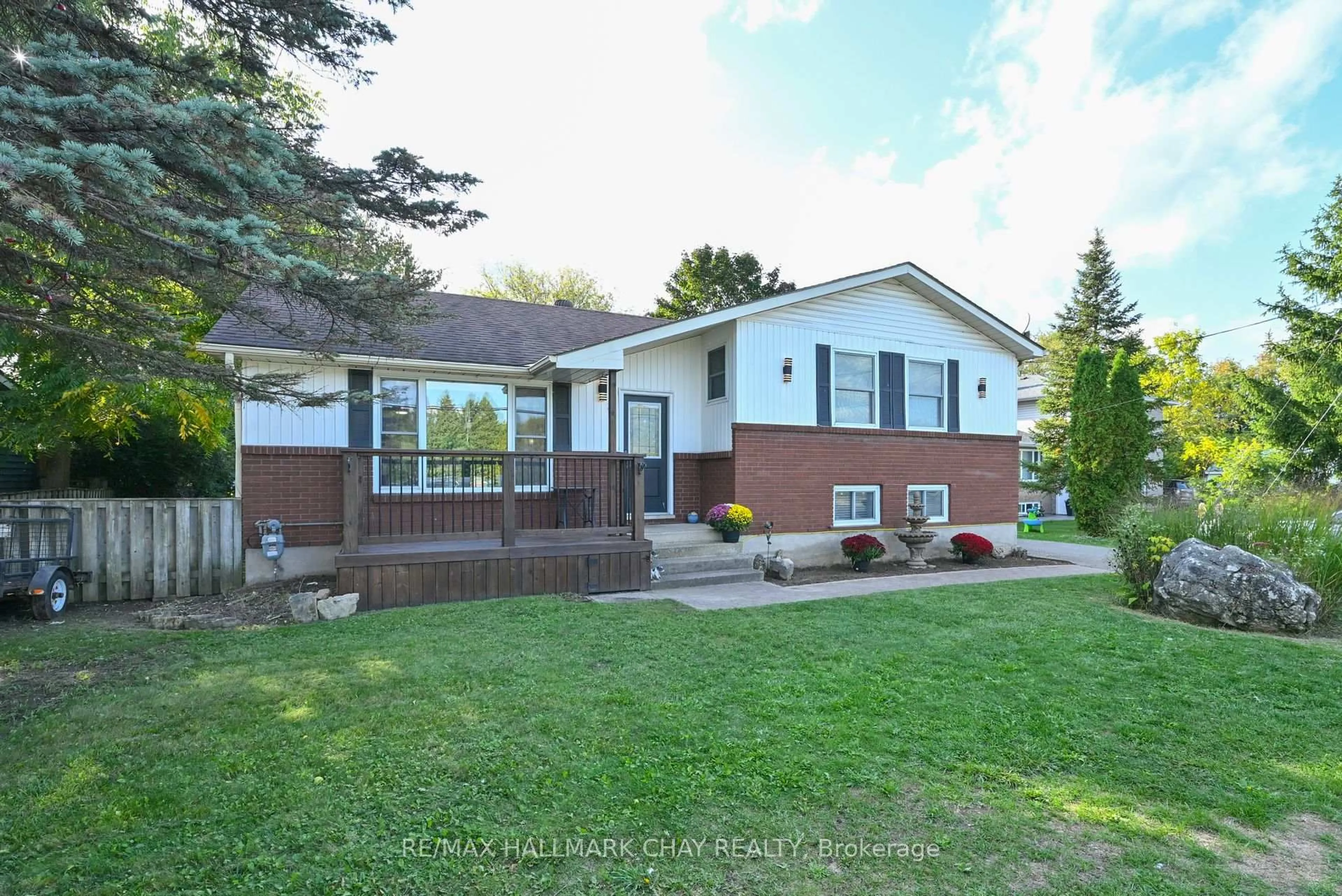 A pic from outside/outdoor area/front of a property/back of a property/a pic from drone, unknown for 6098 County Rd 13 Rd, Adjala-Tosorontio Ontario L0M 1J0
