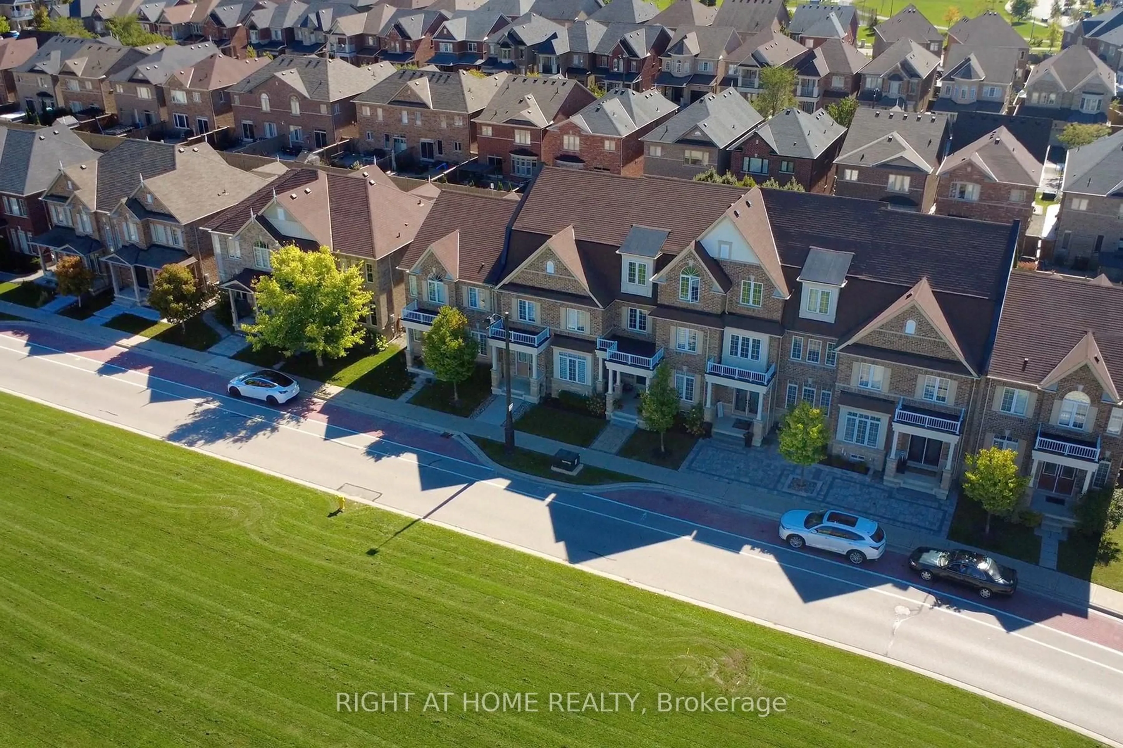 A pic from outside/outdoor area/front of a property/back of a property/a pic from drone, street for 63 East's Corner Blvd, Vaughan Ontario L4H 3Z7