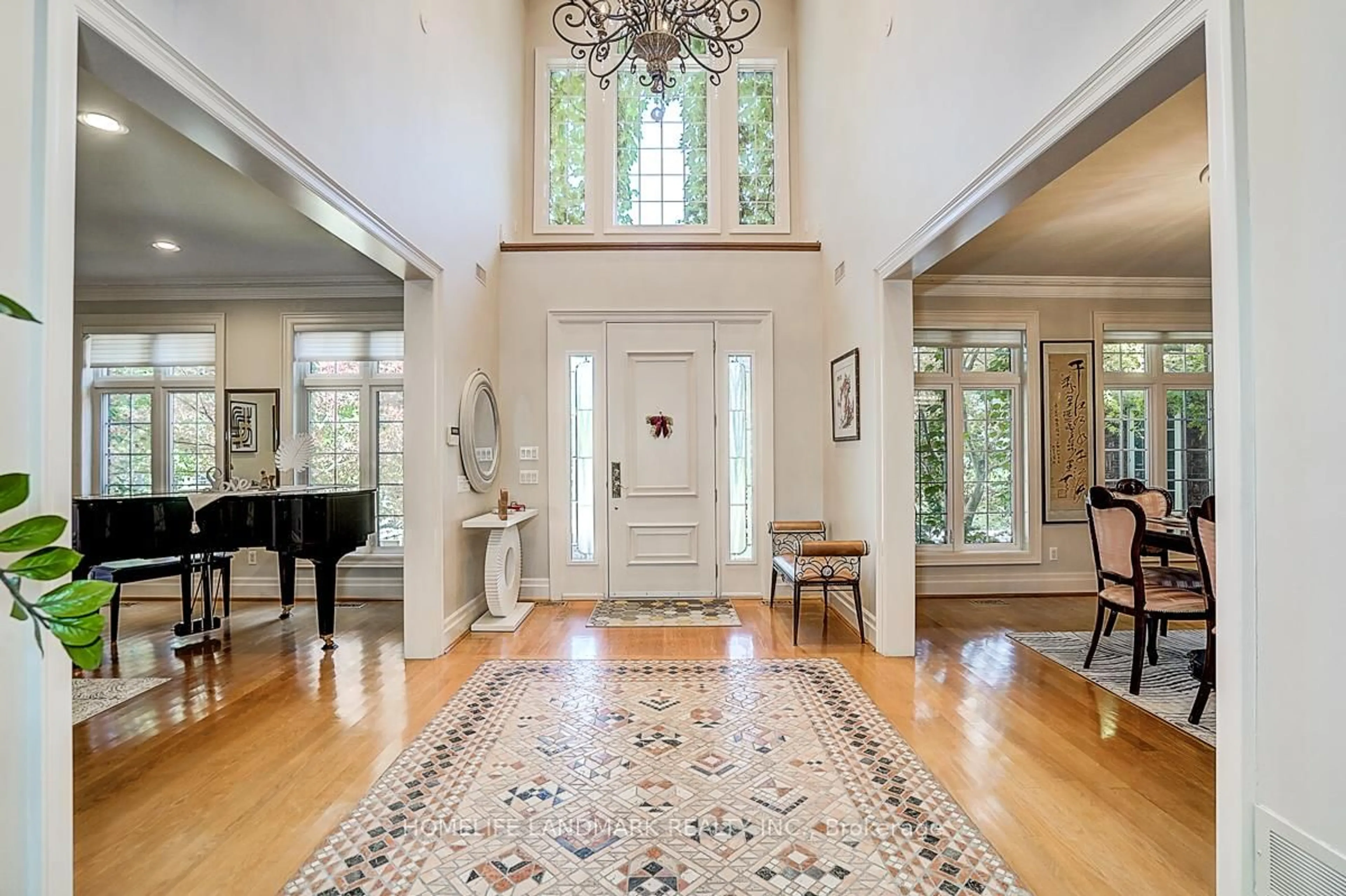 Indoor foyer for 86 Muzich Pl, Vaughan Ontario L4L 9C5