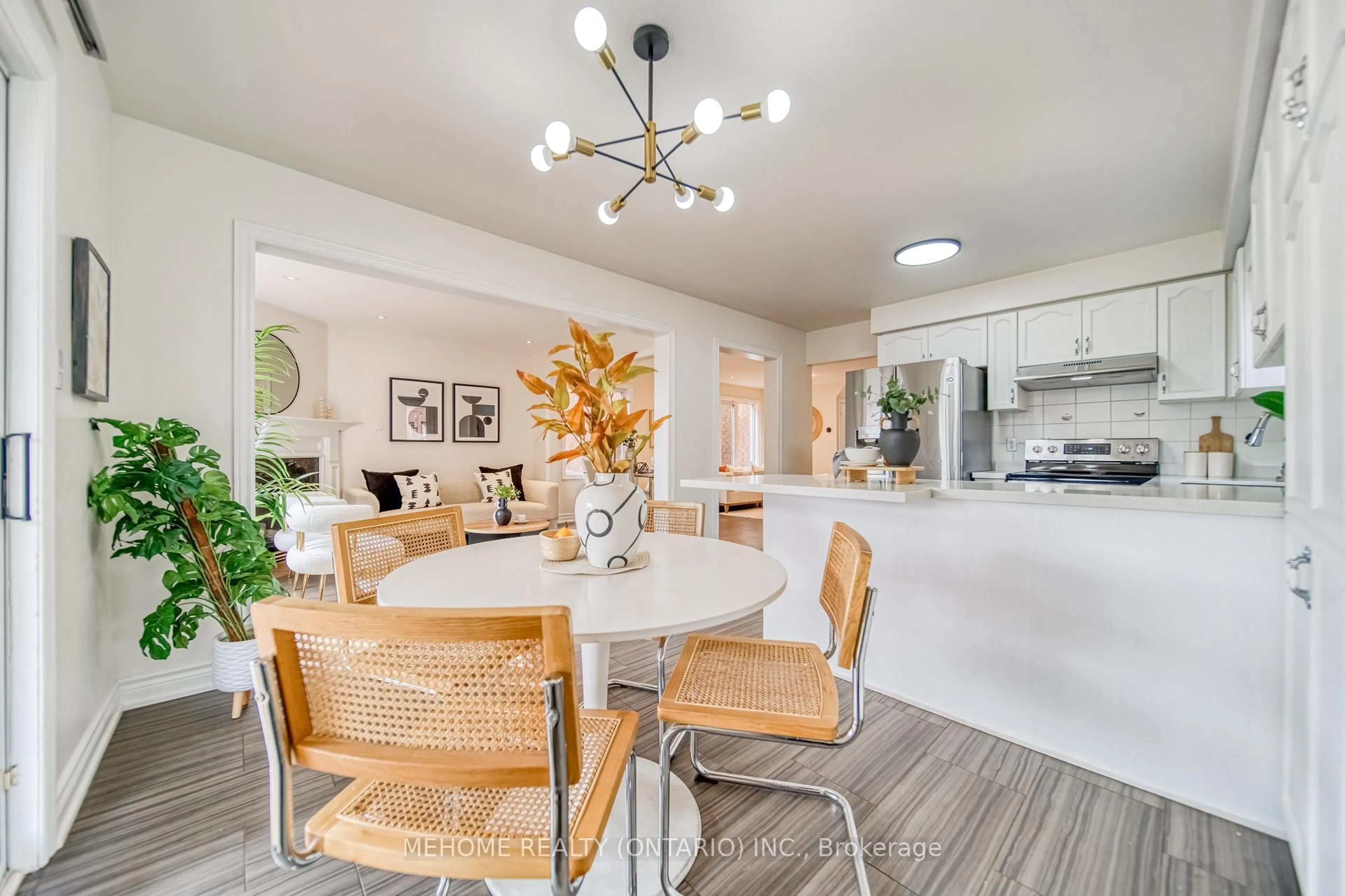 Open concept kitchen, unknown for 55 D'amato Cres, Vaughan Ontario L6A 3E6